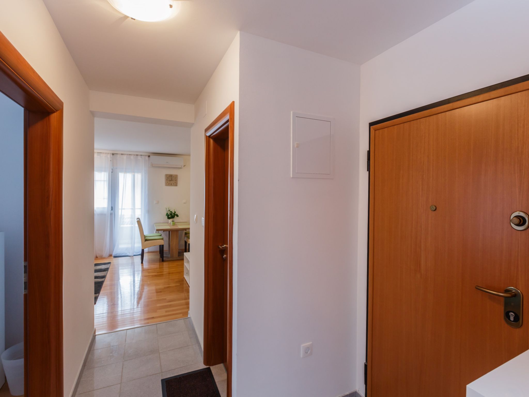 Zonnig appartement met 2 slaapkamers vlakbij zee in Kaštela - foto 13
