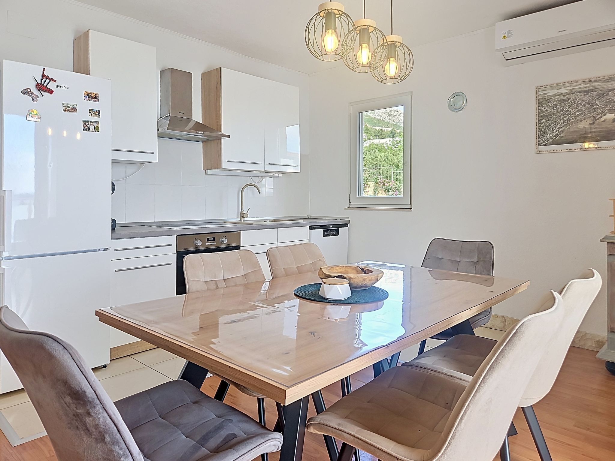 Julija - Drinnen