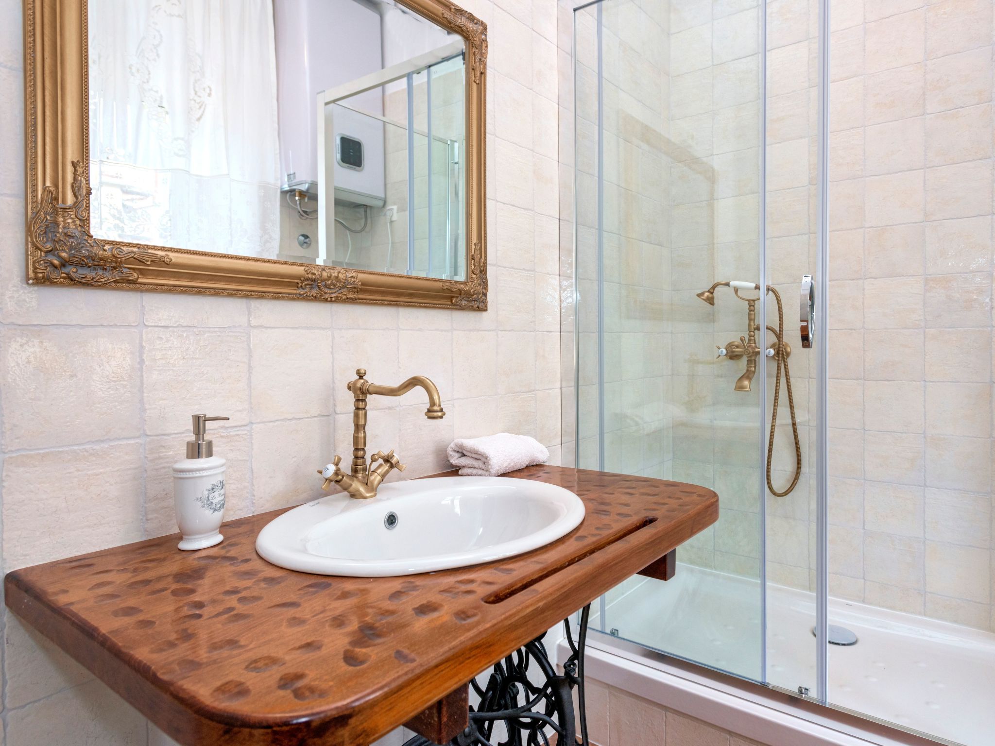 Villa Radovani mit privatem Pool und Panoramablick aufs Meer, Jelsa, Insel Hvar-Image-tags.info