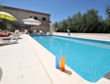 Villa Rimac: Ruim vakantiehuis voor 12 personen met privézwembad bij Kaštela - thumbnail 5