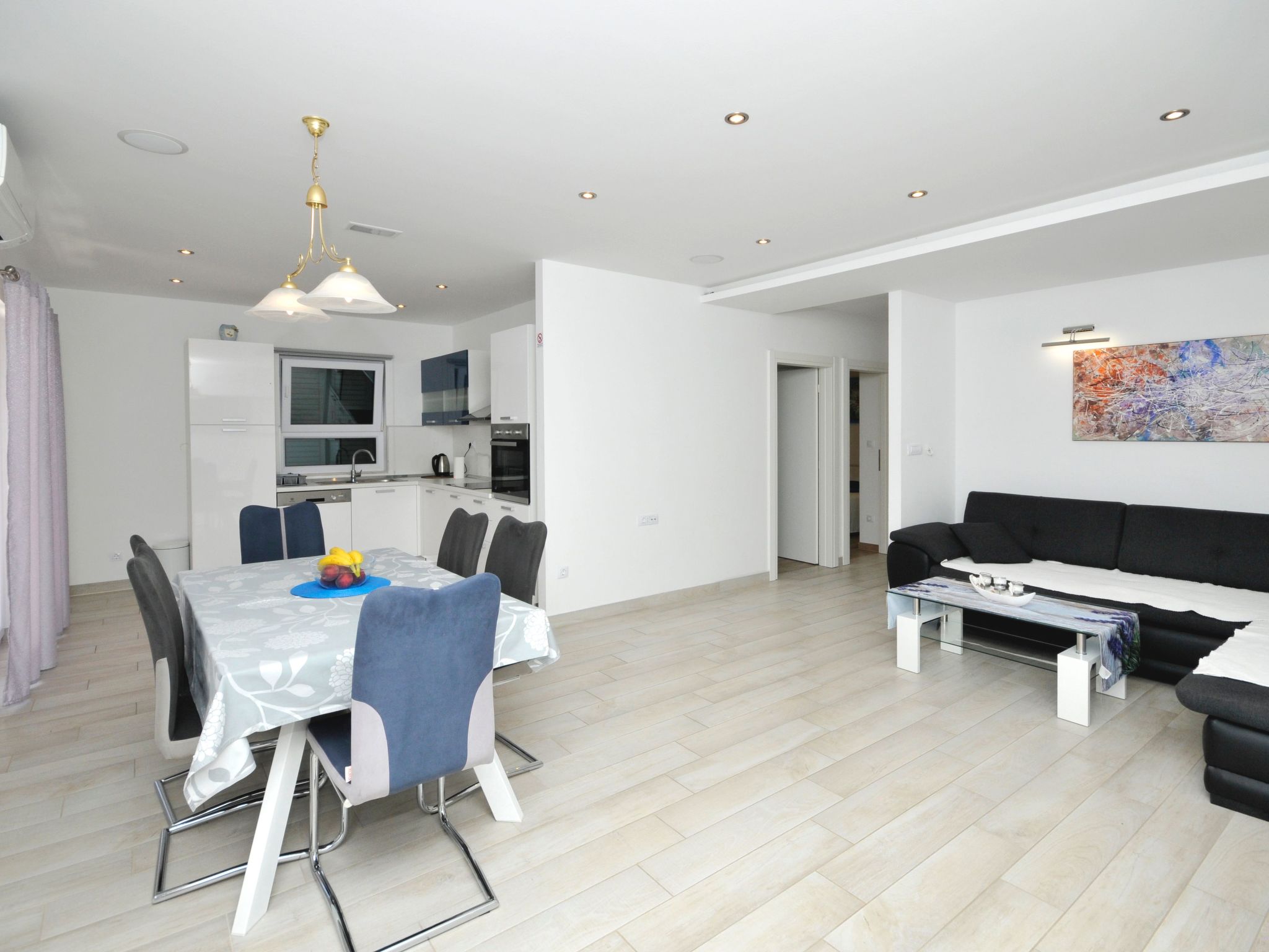 Villa Rimac in Kastel Stafilic mit Garten, Grill-Dedans