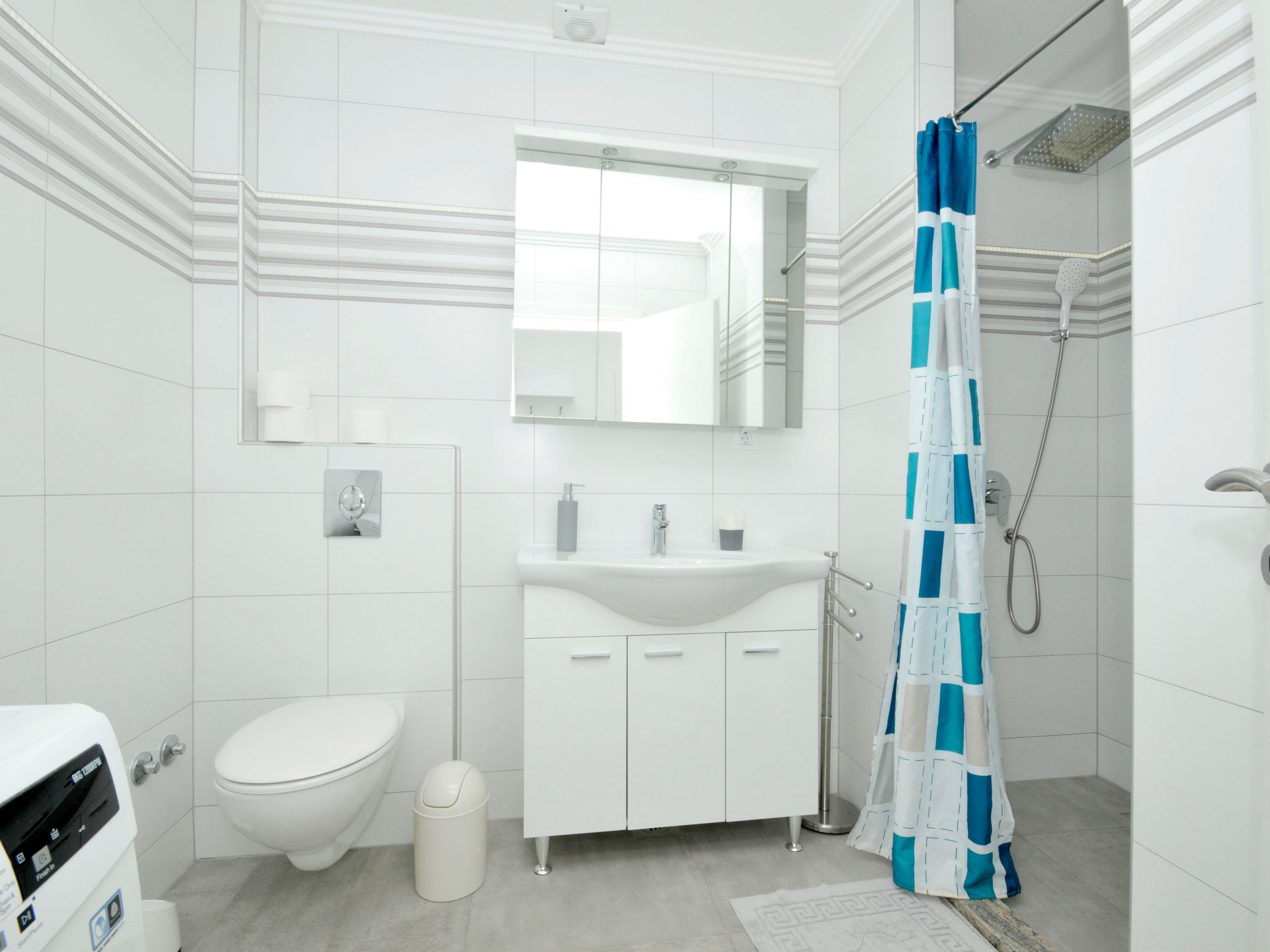 Villa Rimac in Kastel Stafilic mit Garten, Grill-Dedans