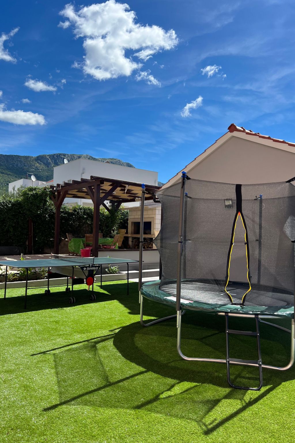 Moderne Meerblick ap.1 mit Pool und Terrasse bbq in der Nähe von Split Trogir-Binnen