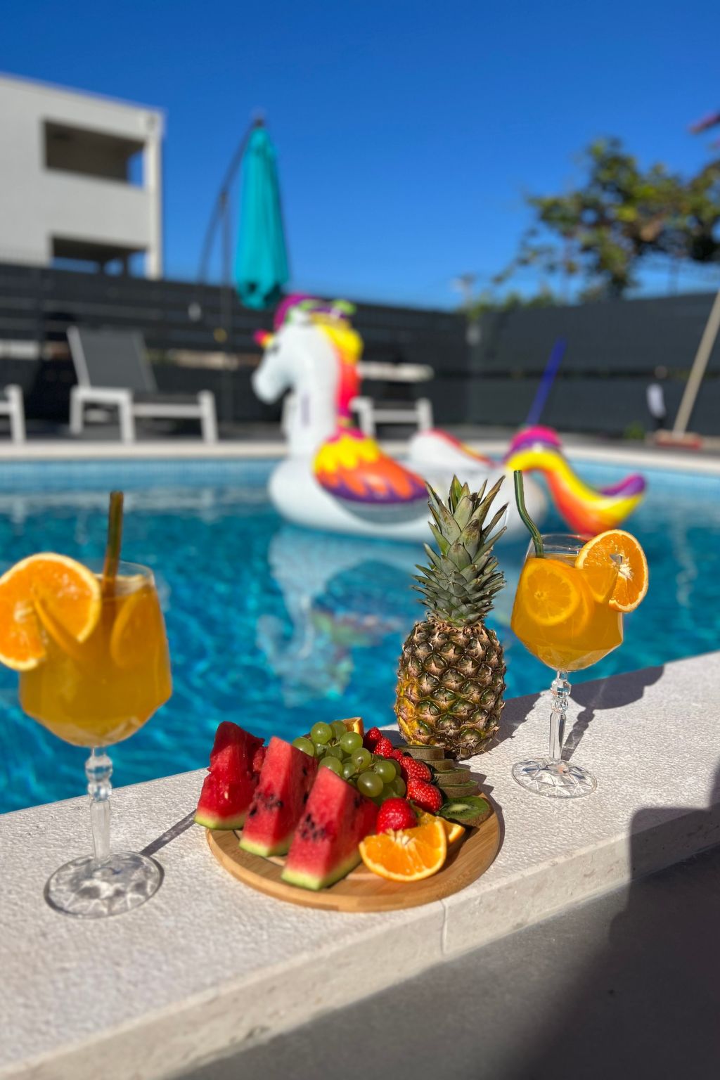 Moderne ap. 2 mit Pool und Grill in der Nähe von Split und Trogir-Binnen