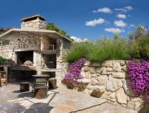 Vrijstaand huis in Kaštel Lukšić met privézwembad en weids bergzicht - thumbnail 5