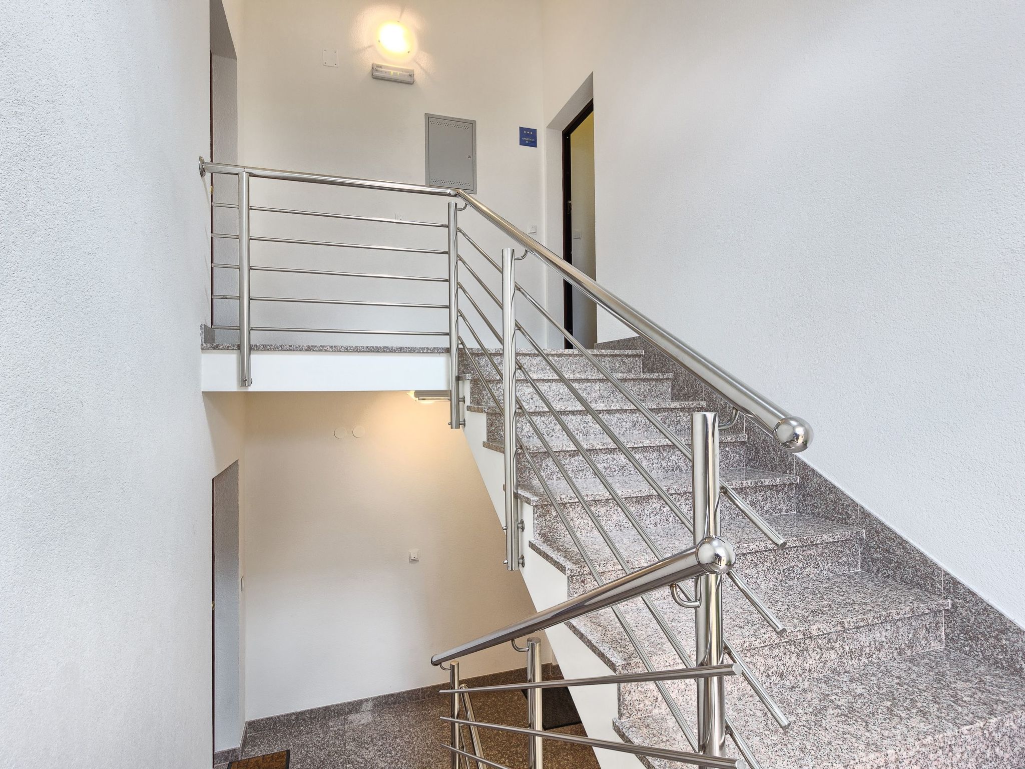 Sonnenuntergang "Wohnung K. Lukšić"-Image-tags.info