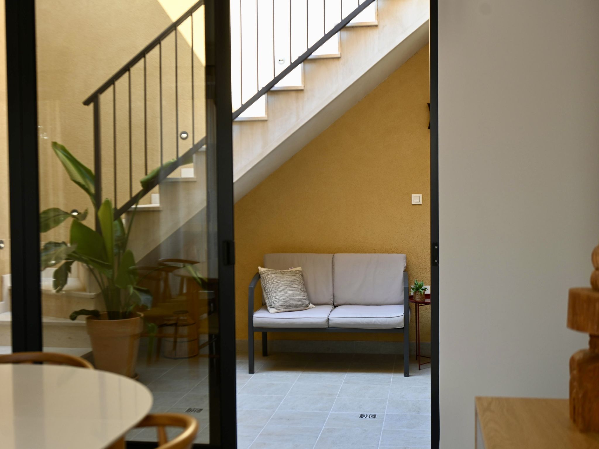 Grandpa Pouls Heritage, heated Pool - Binnen