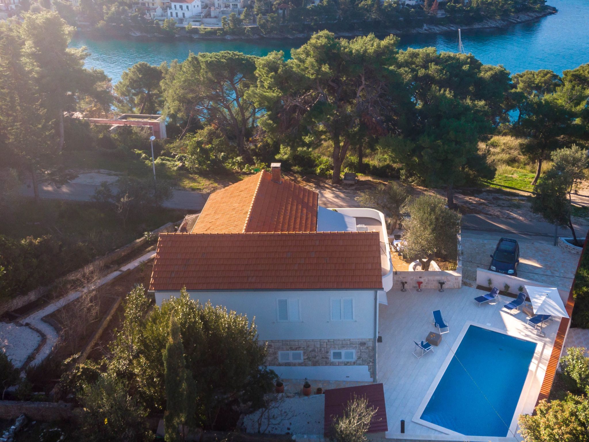 Haus in Splitska mit kostenlosem Parkplatz