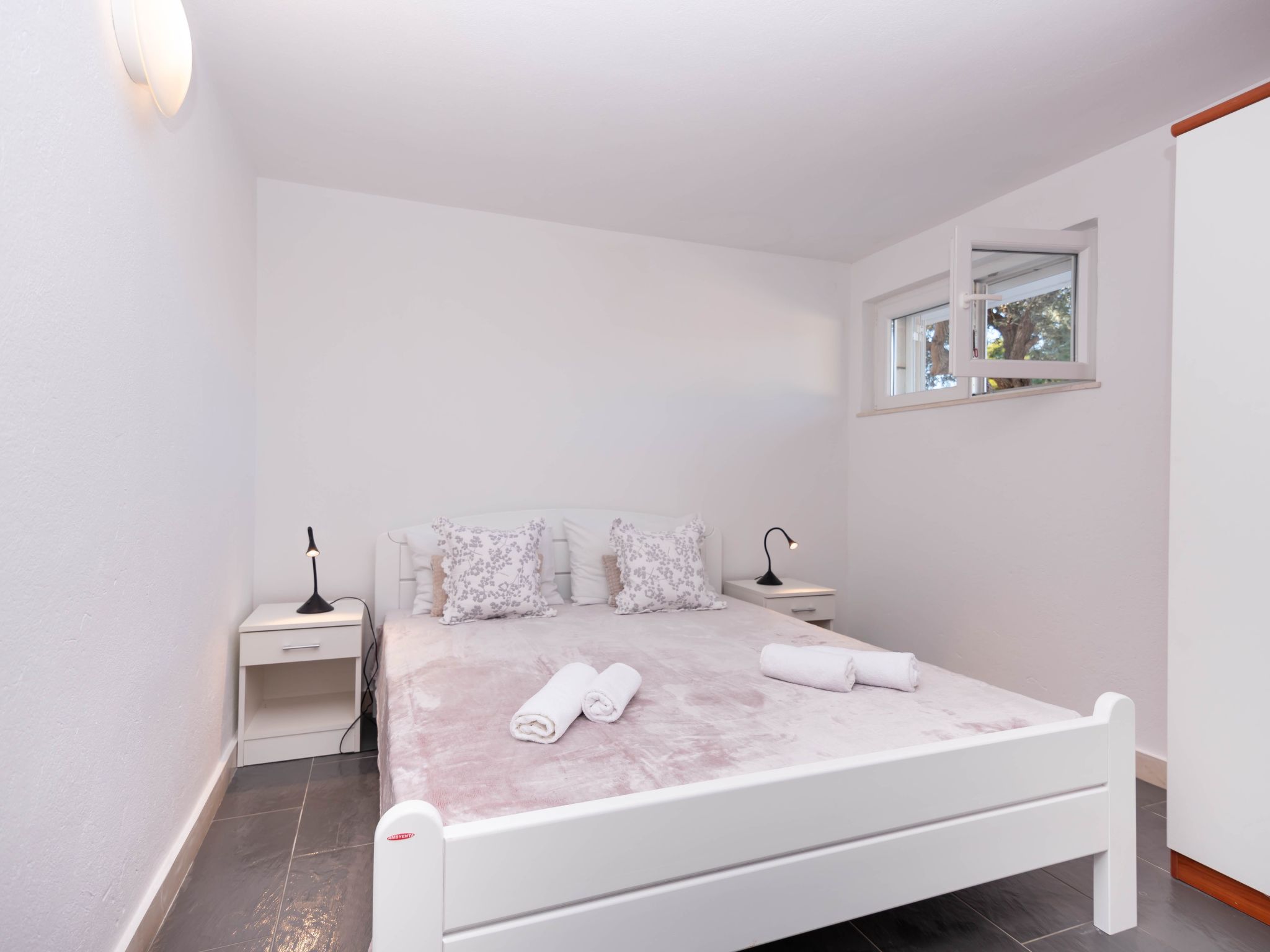 Haus in Splitska mit kostenlosem Parkplatz-Image-tags.info