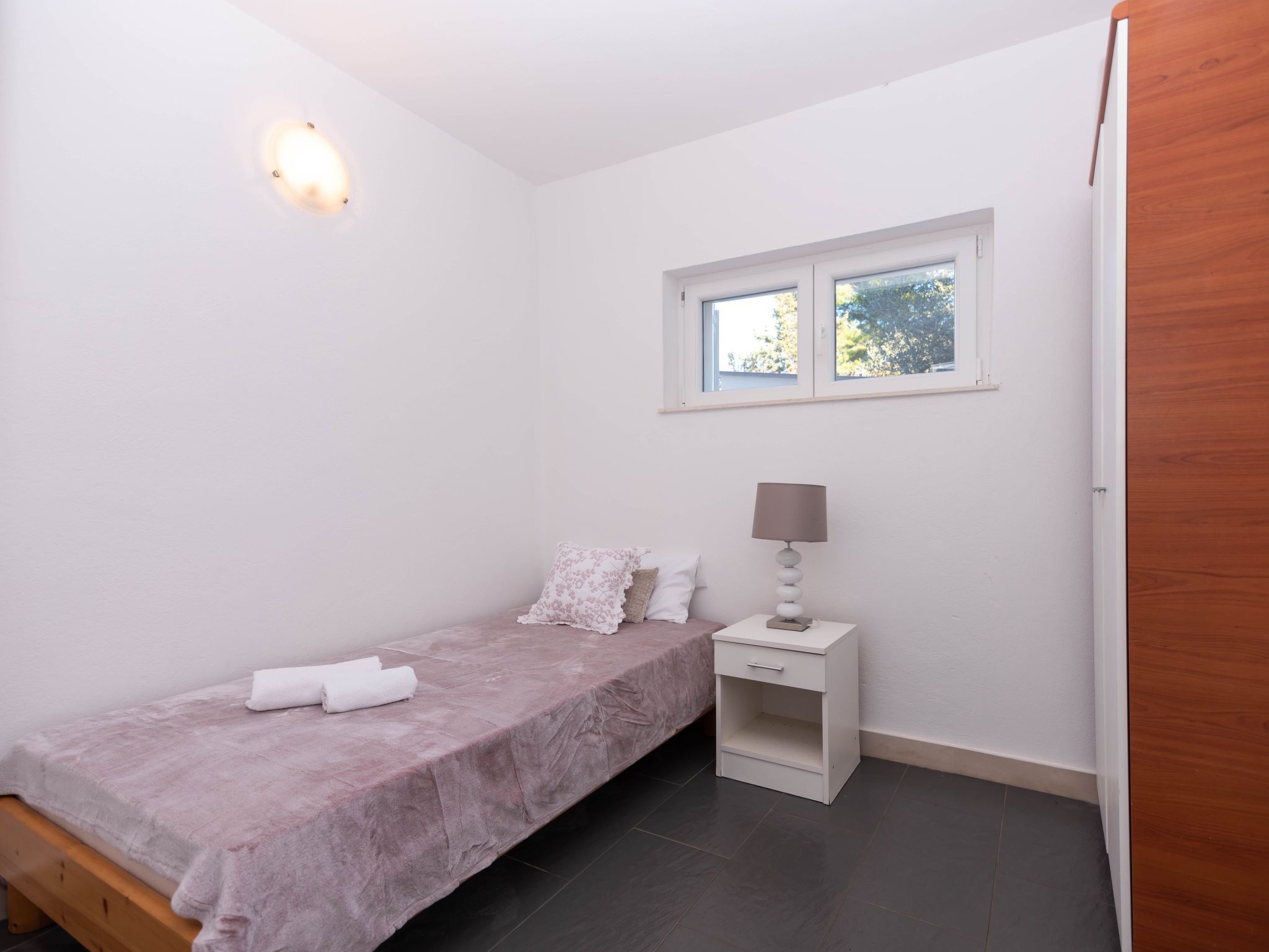 Haus in Splitska mit kostenlosem Parkplatz-Image-tags.info