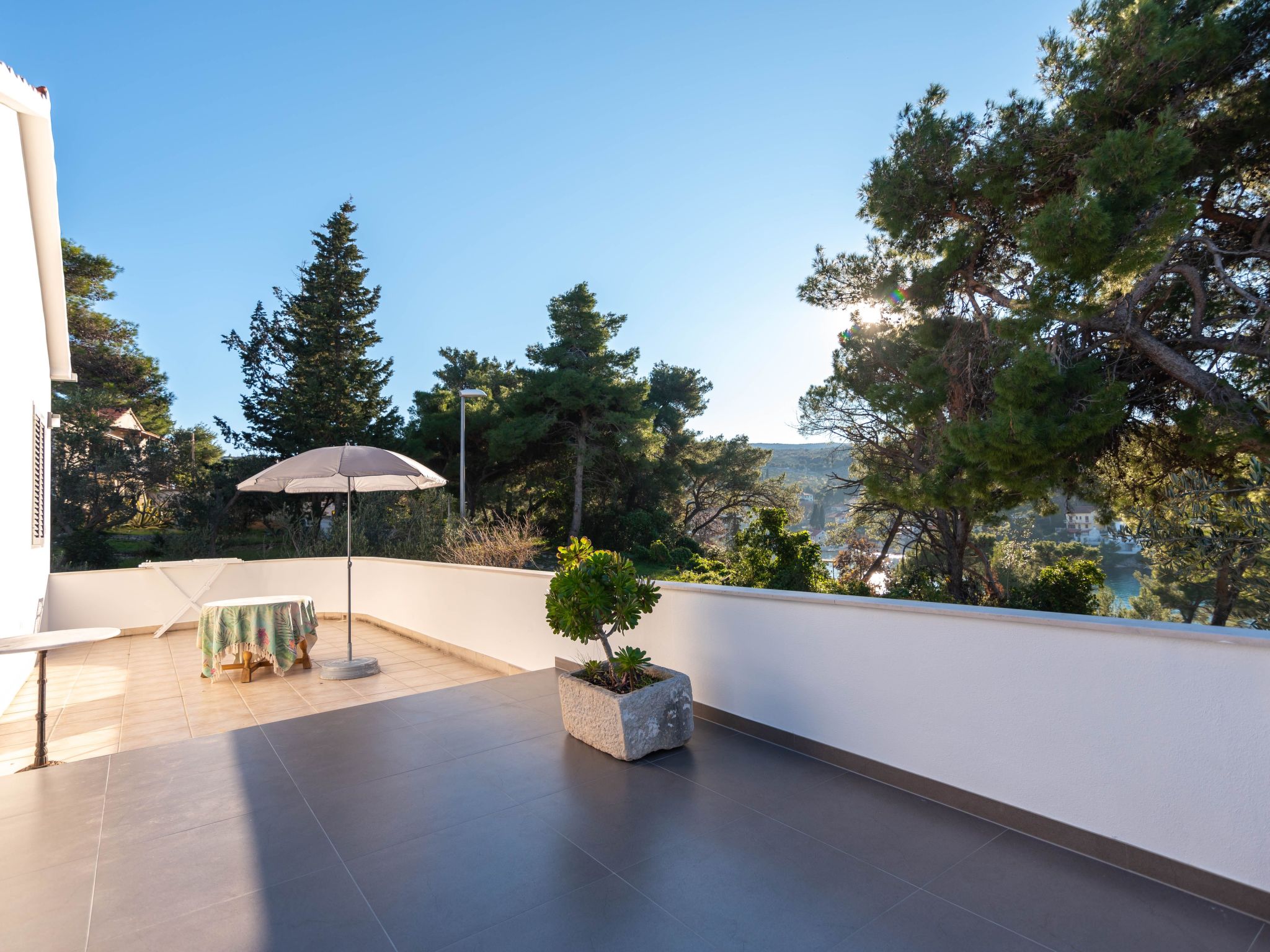 Haus in Splitska mit kostenlosem Parkplatz-Image-tags.info