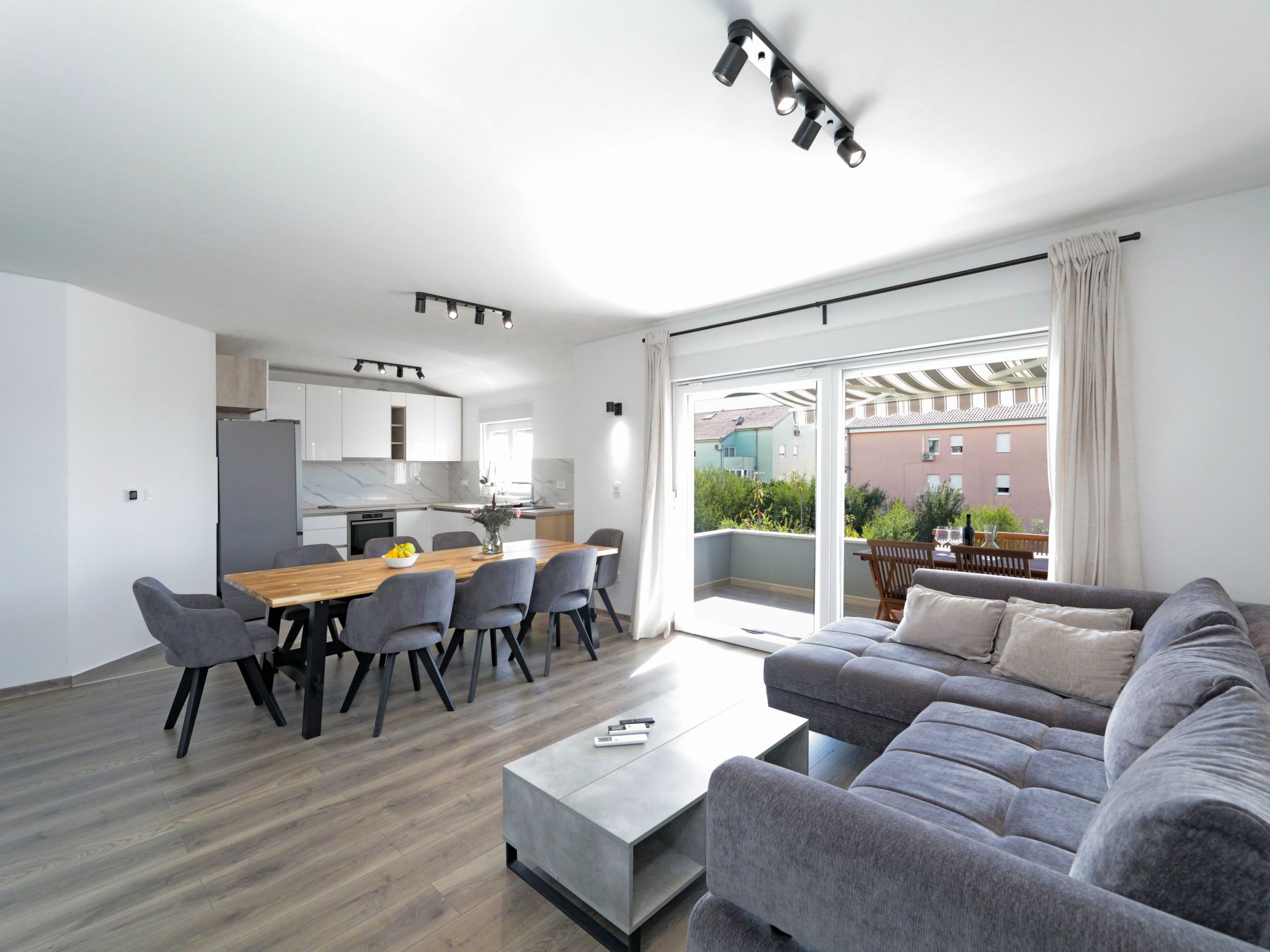 Vakantiehuis met 3 slaapkamer(s) in Kastel Kambelovac (Kroatië) voor 6 personen