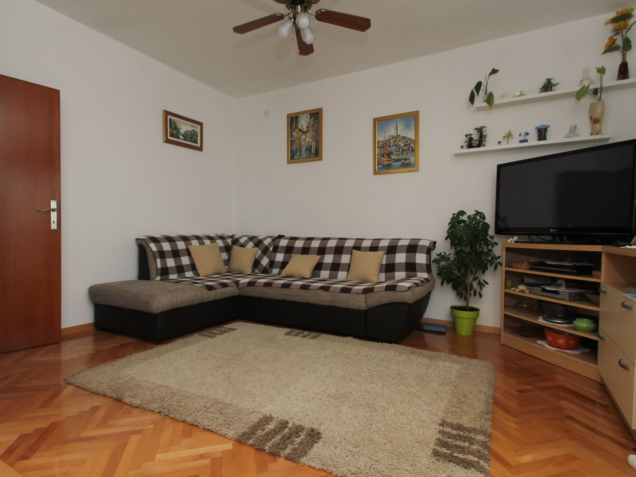 Vinka mit schönem Meerblick-Drinnen