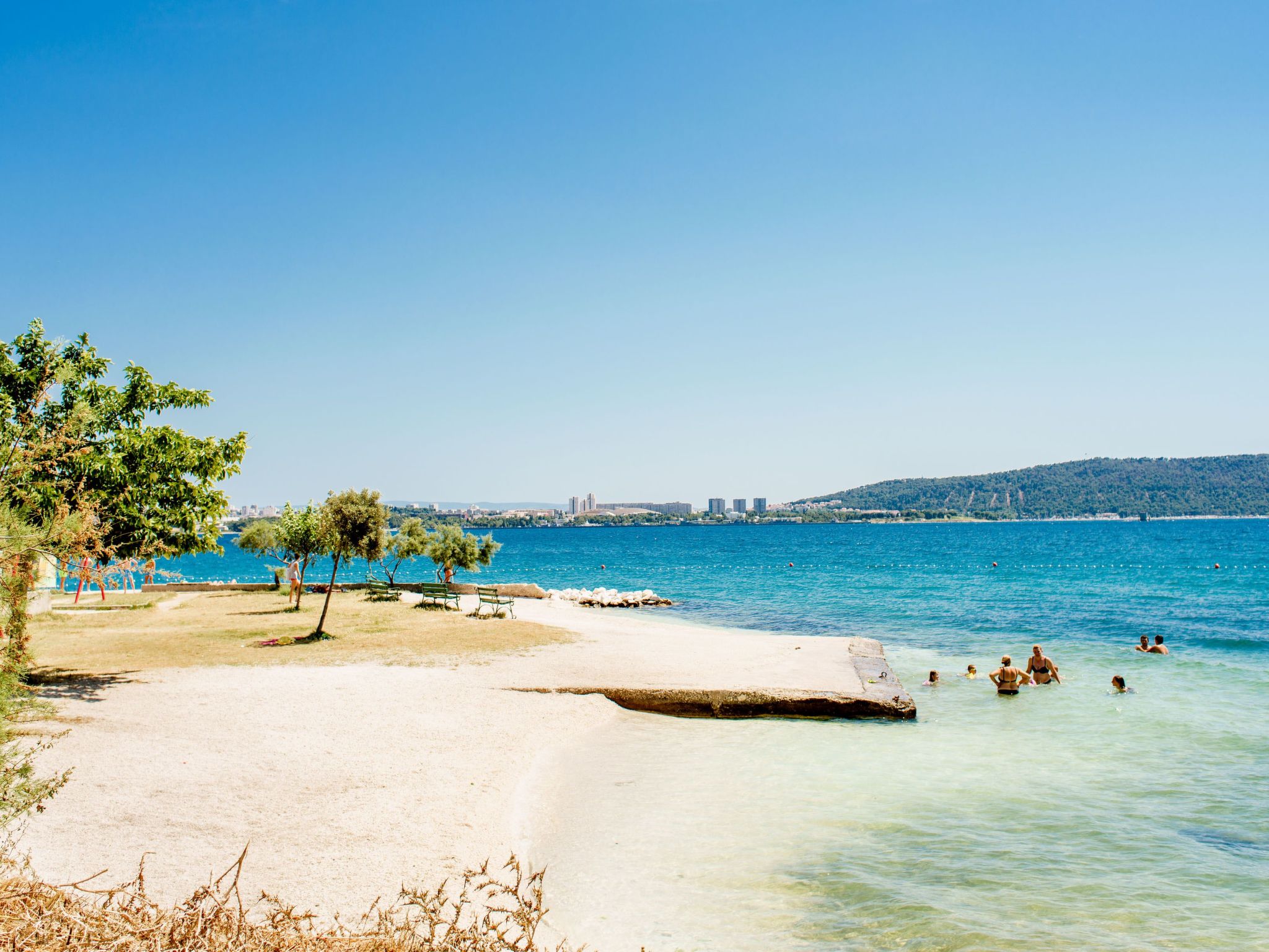 Haus in Kastel Sucurac mit Garten und BBQ