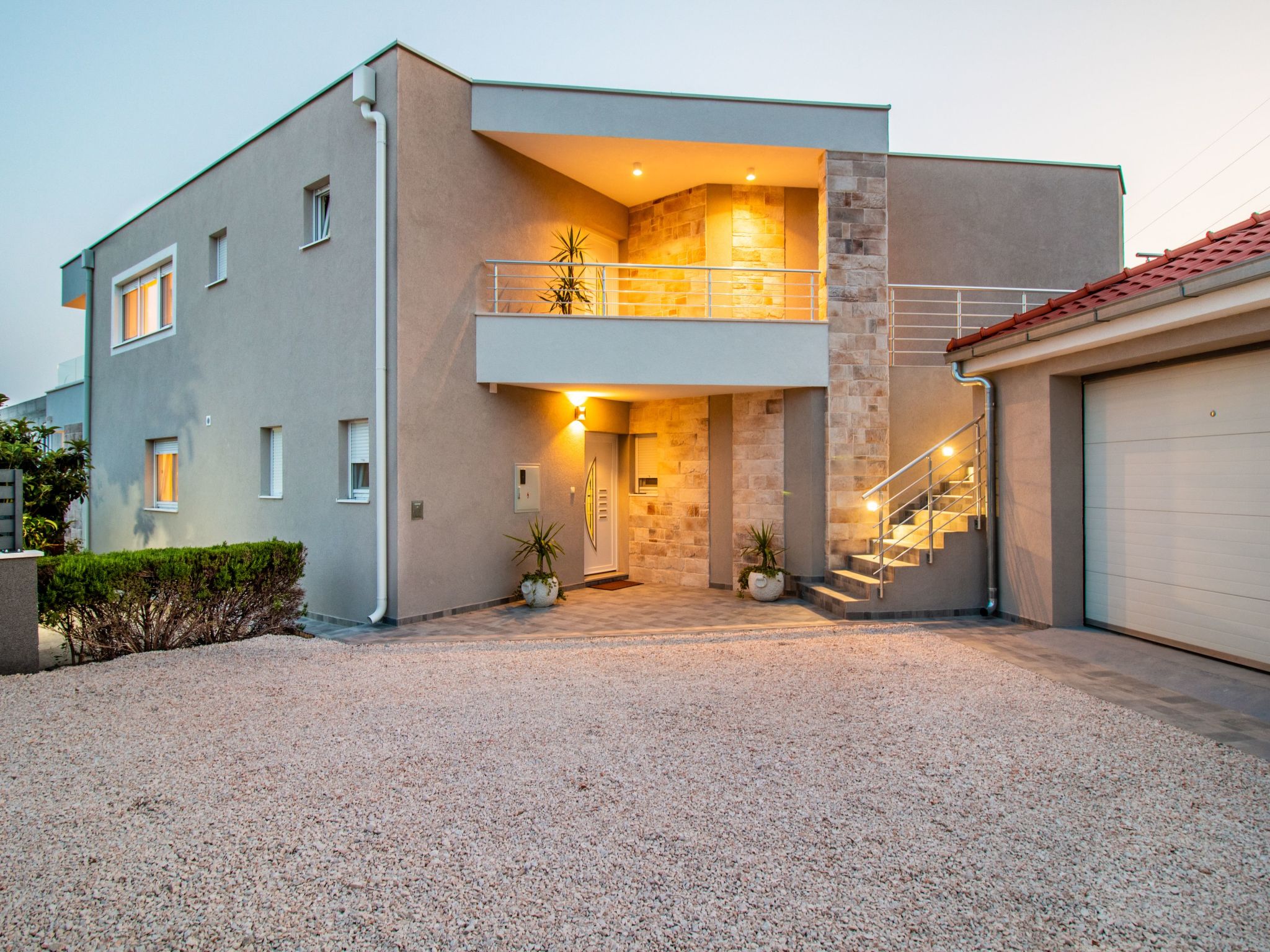 Villa Olea- Pool, Grill, Nähe Flughafen Split-Drinnen