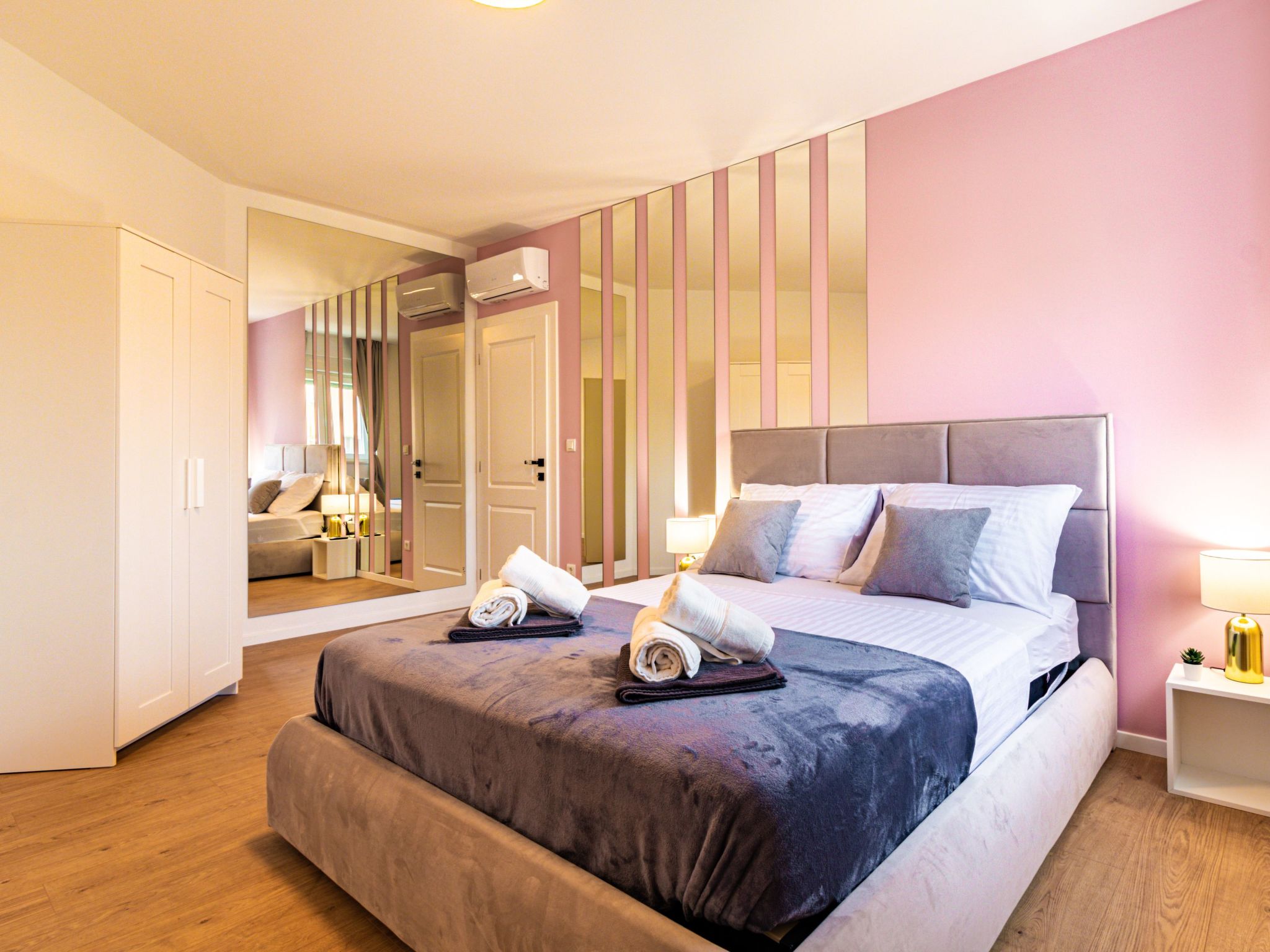 Villa Olea- Pool, Grill, Nähe Flughafen Split-Drinnen