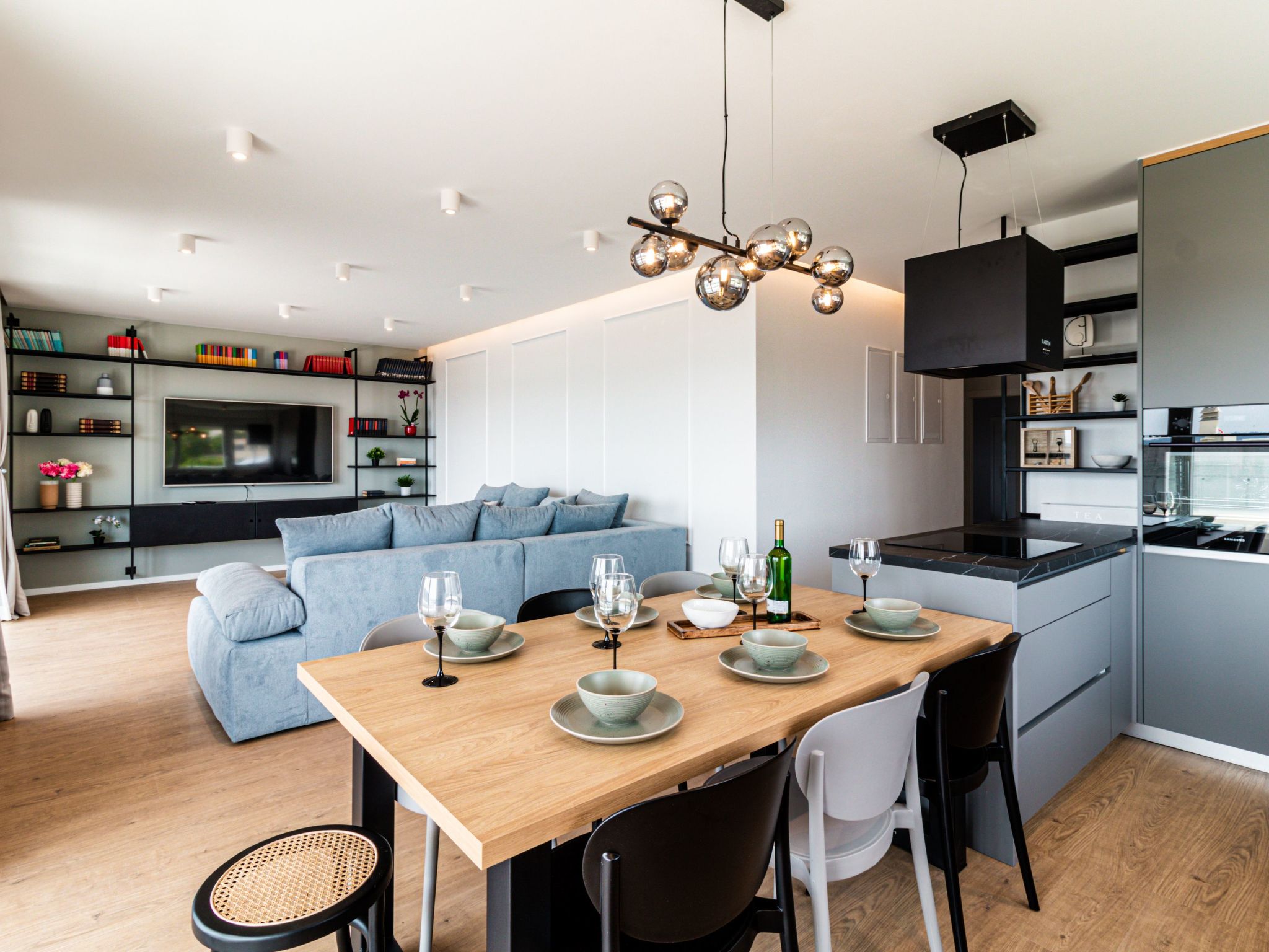 Villa Olea- Pool, Grill, Nähe Flughafen Split-Drinnen