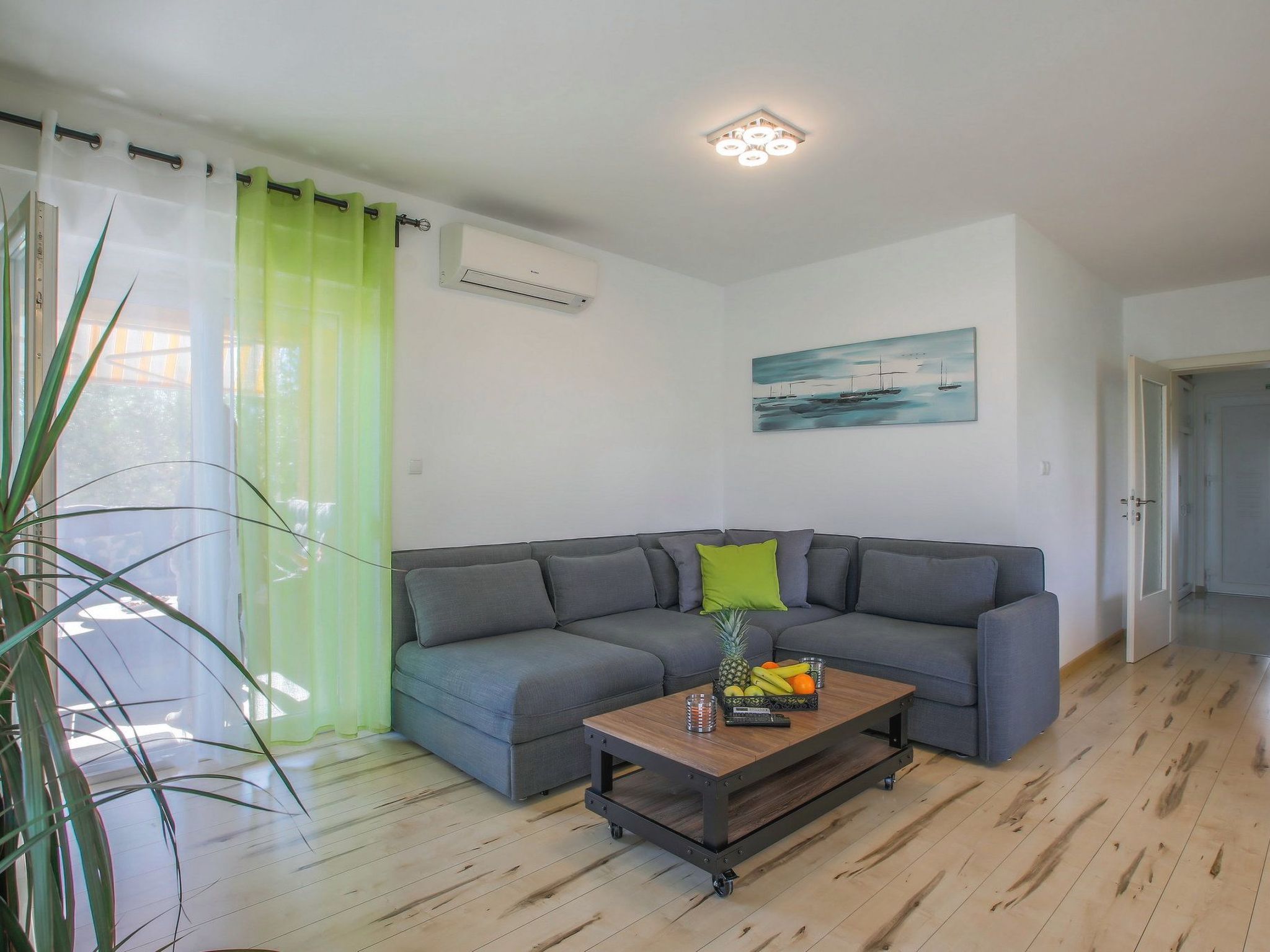 Villa Olea- Pool, Grill, Nähe Flughafen Split-Drinnen