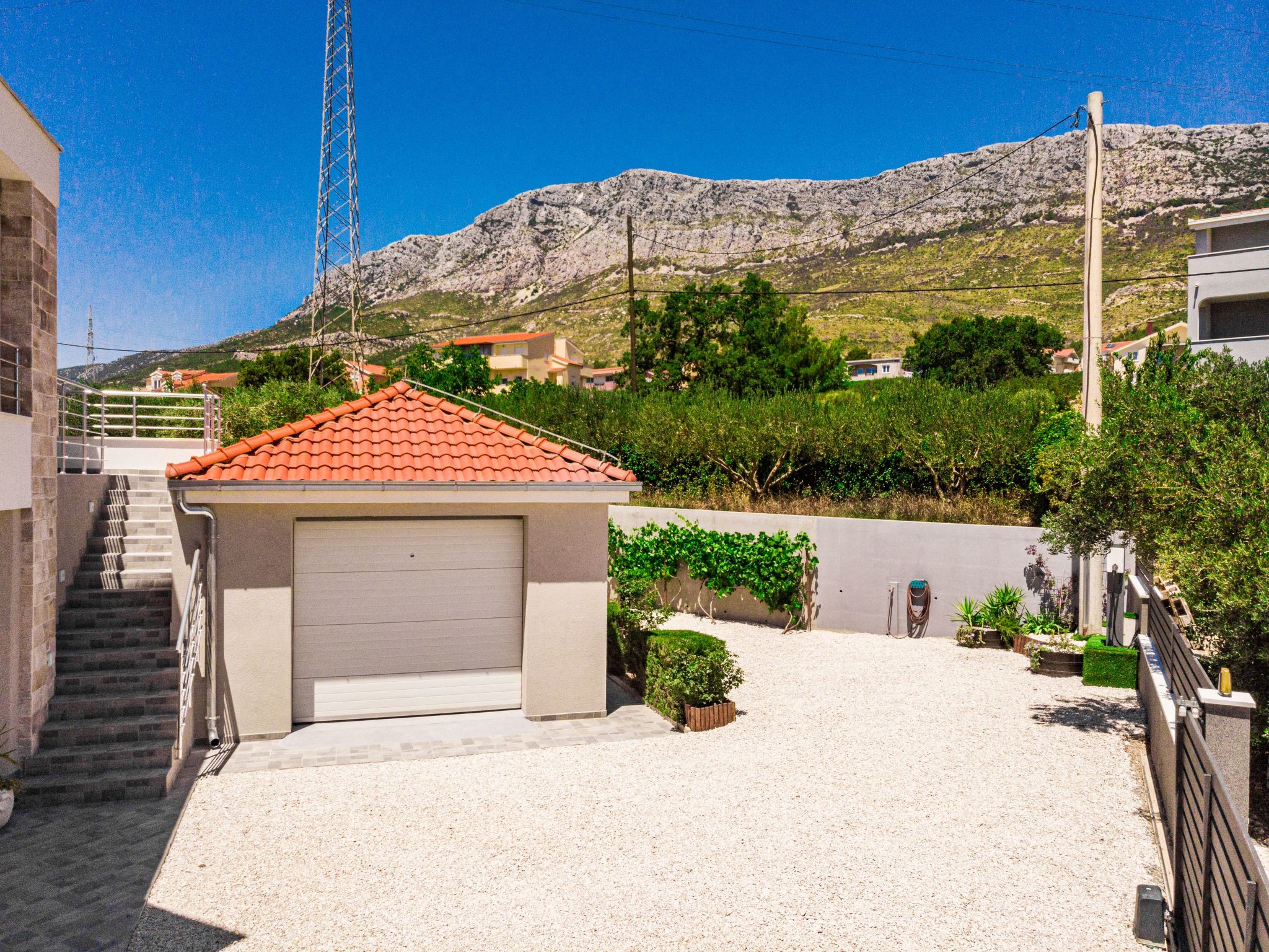 Villa Olea- Pool, Grill, Nähe Flughafen Split-Drinnen