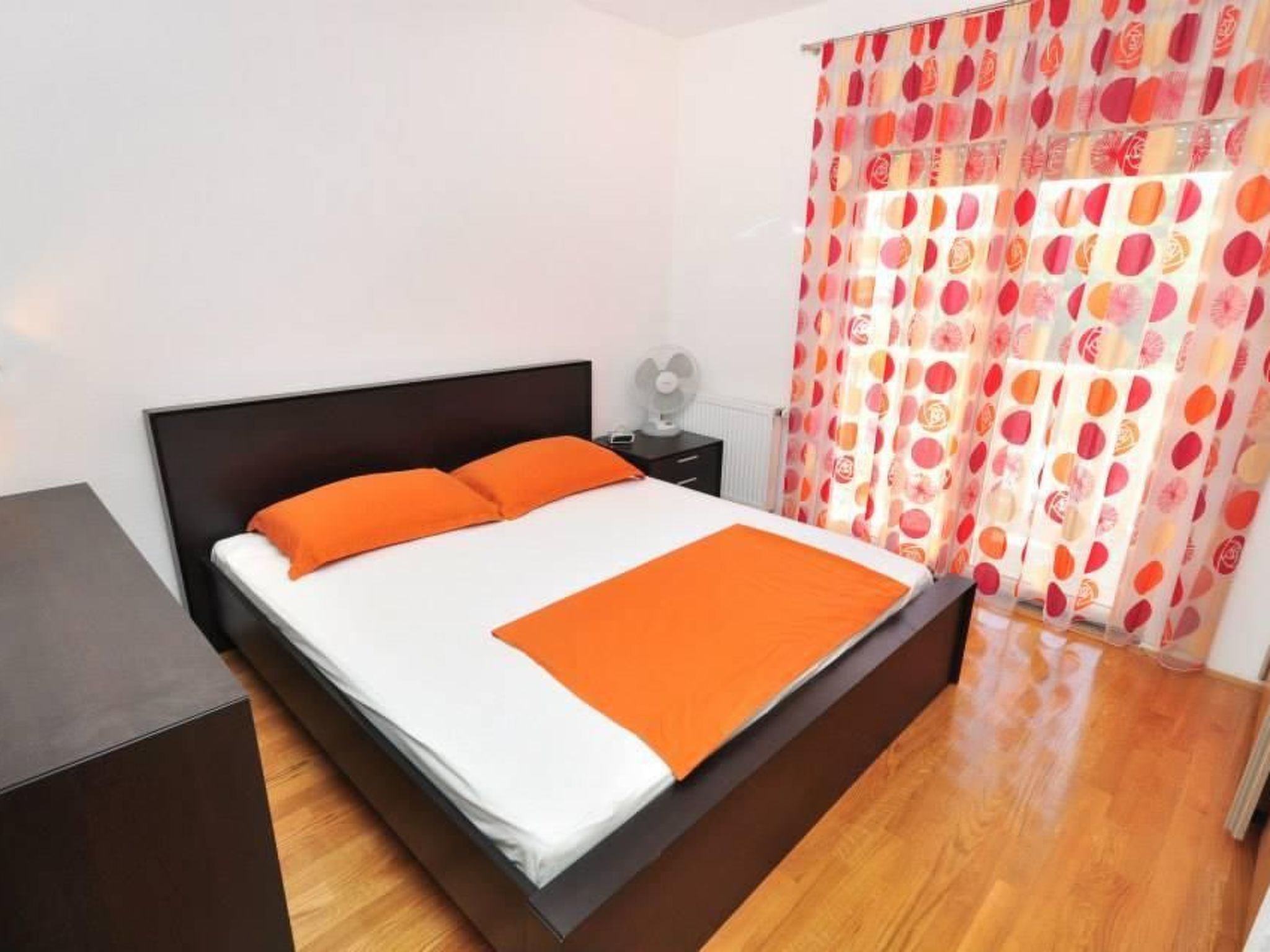 "Red" mit Blick auf das Wasser-Image-tags.info