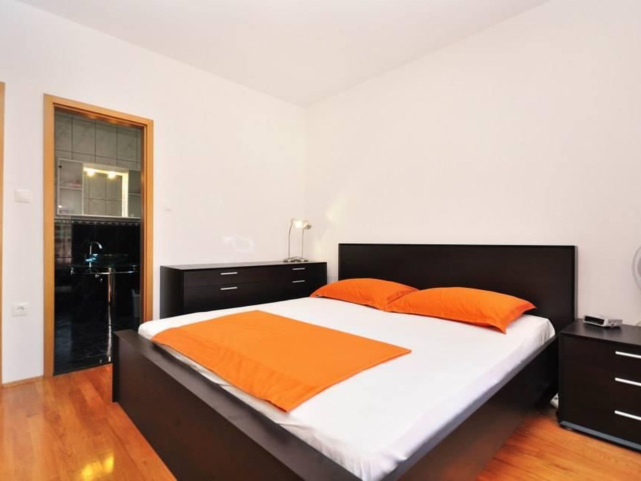 "Red" mit Blick auf das Wasser-Image-tags.info