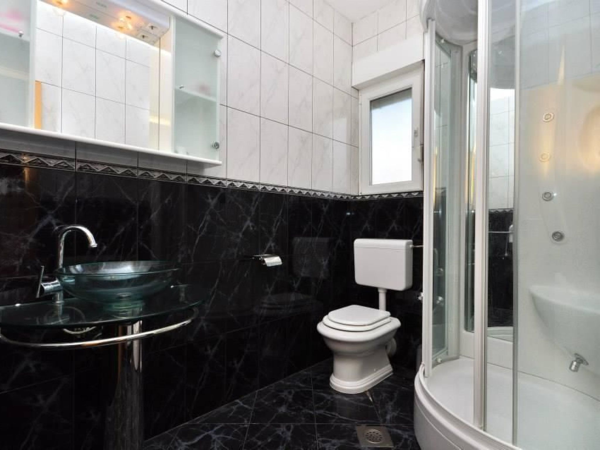 "Red" mit Blick auf das Wasser-Image-tags.info