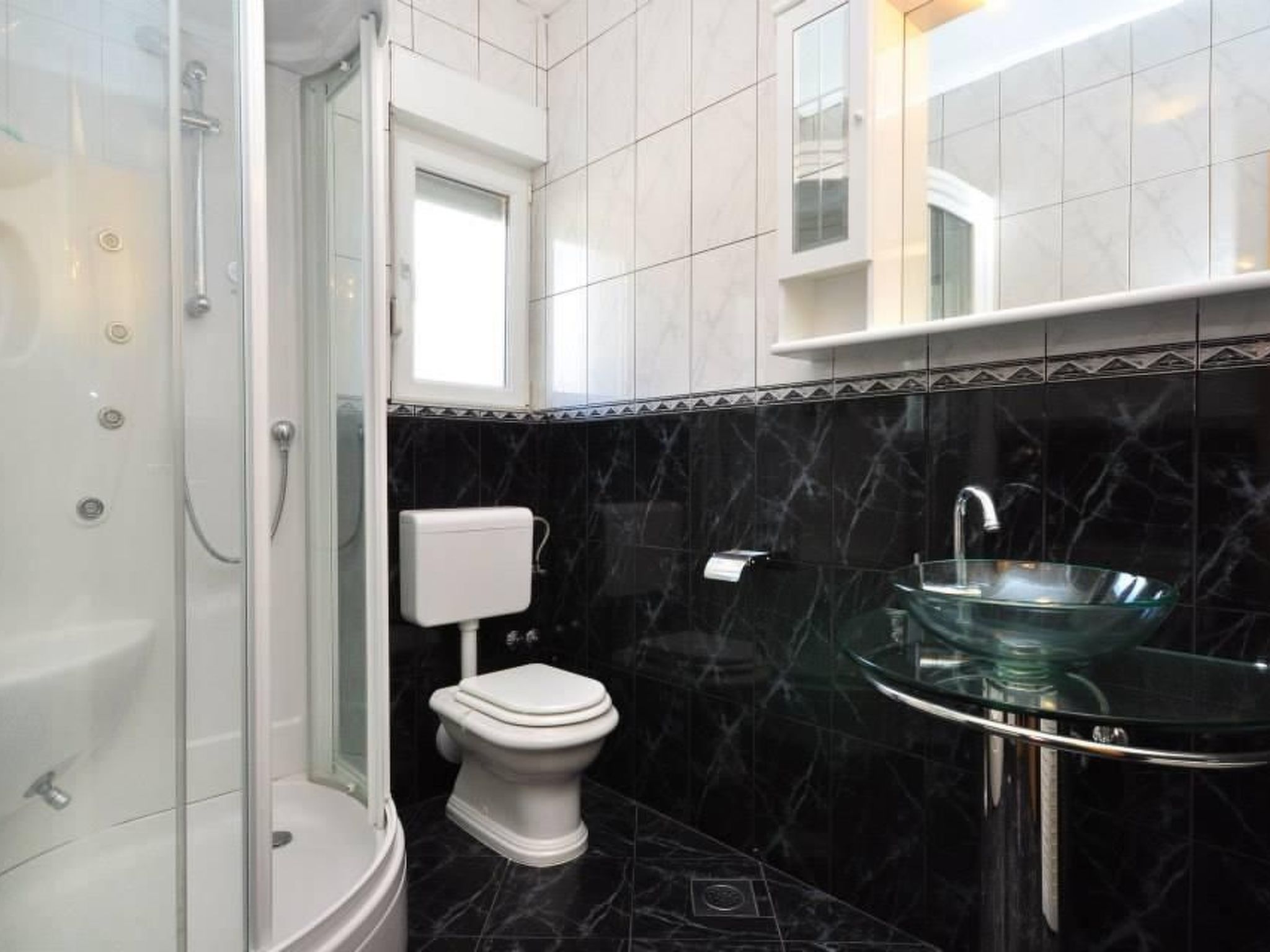 "Red" mit Blick auf das Wasser-Image-tags.info