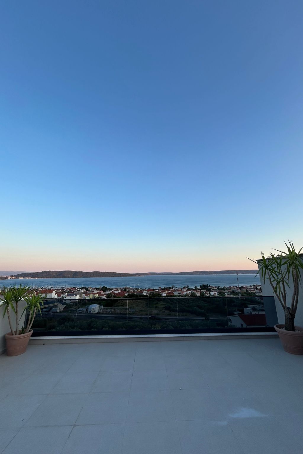 "Magnificent Lux View"-Drinnen