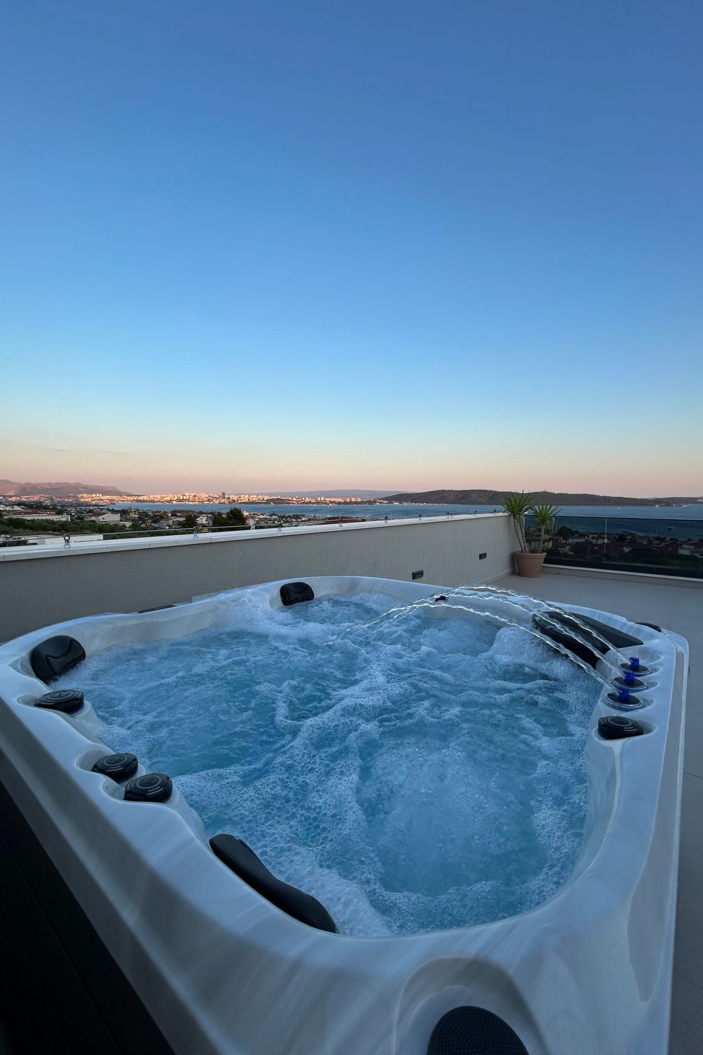 "Magnificent Lux View"-Drinnen