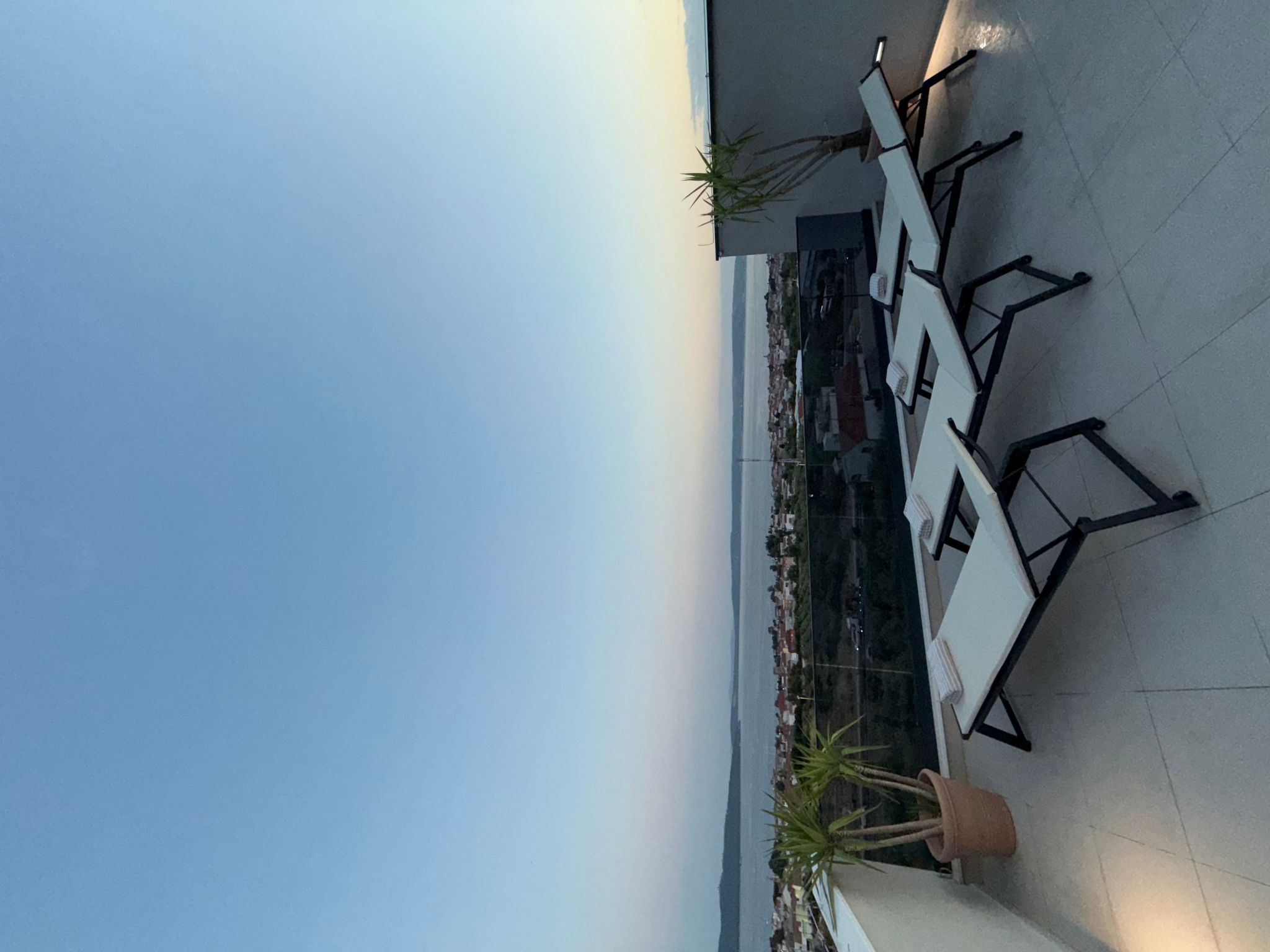 "Magnificent Lux View"