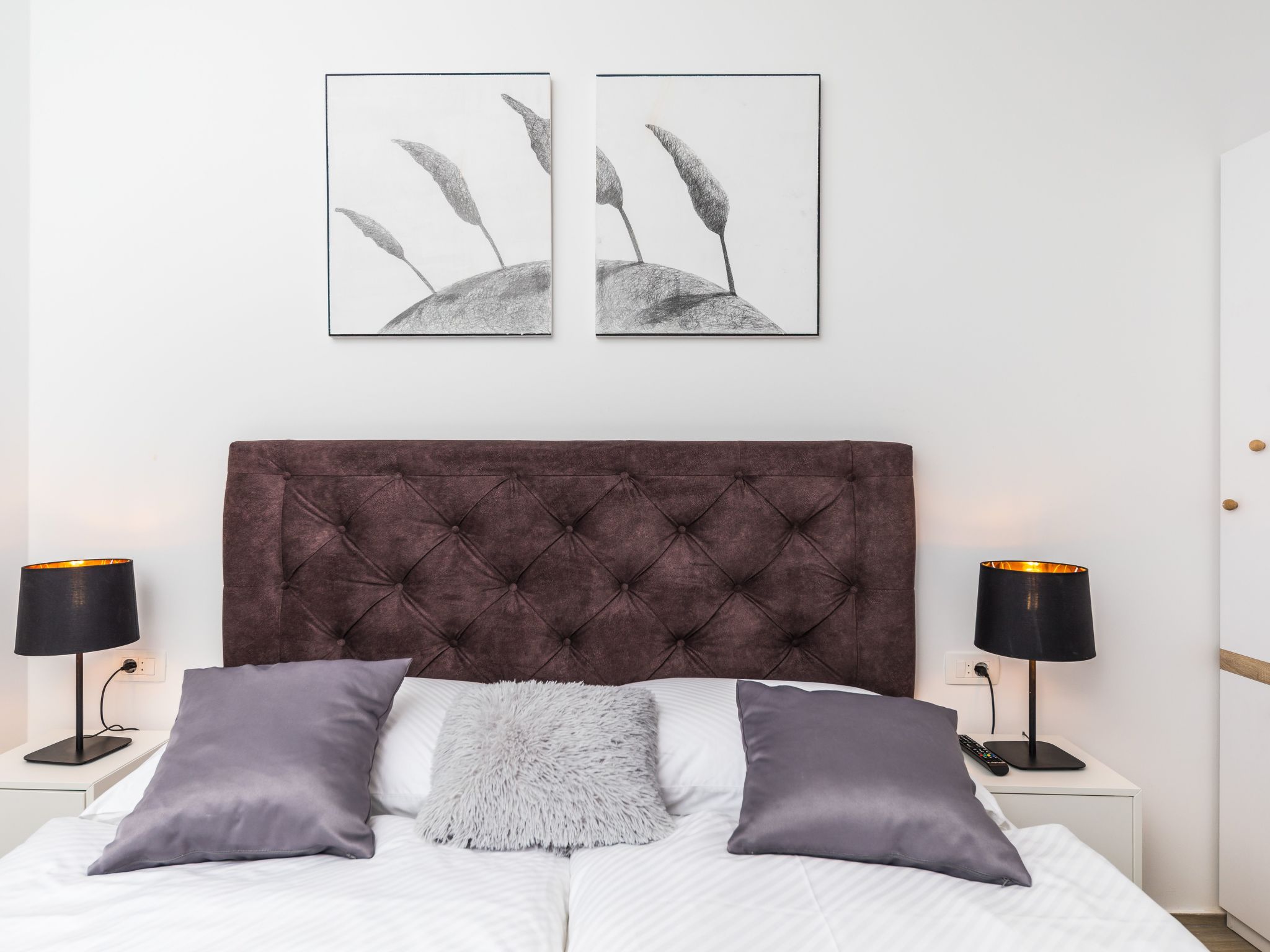 Modern eingerichtete Villa Ingrid mit beheiztem Pool-Drinnen