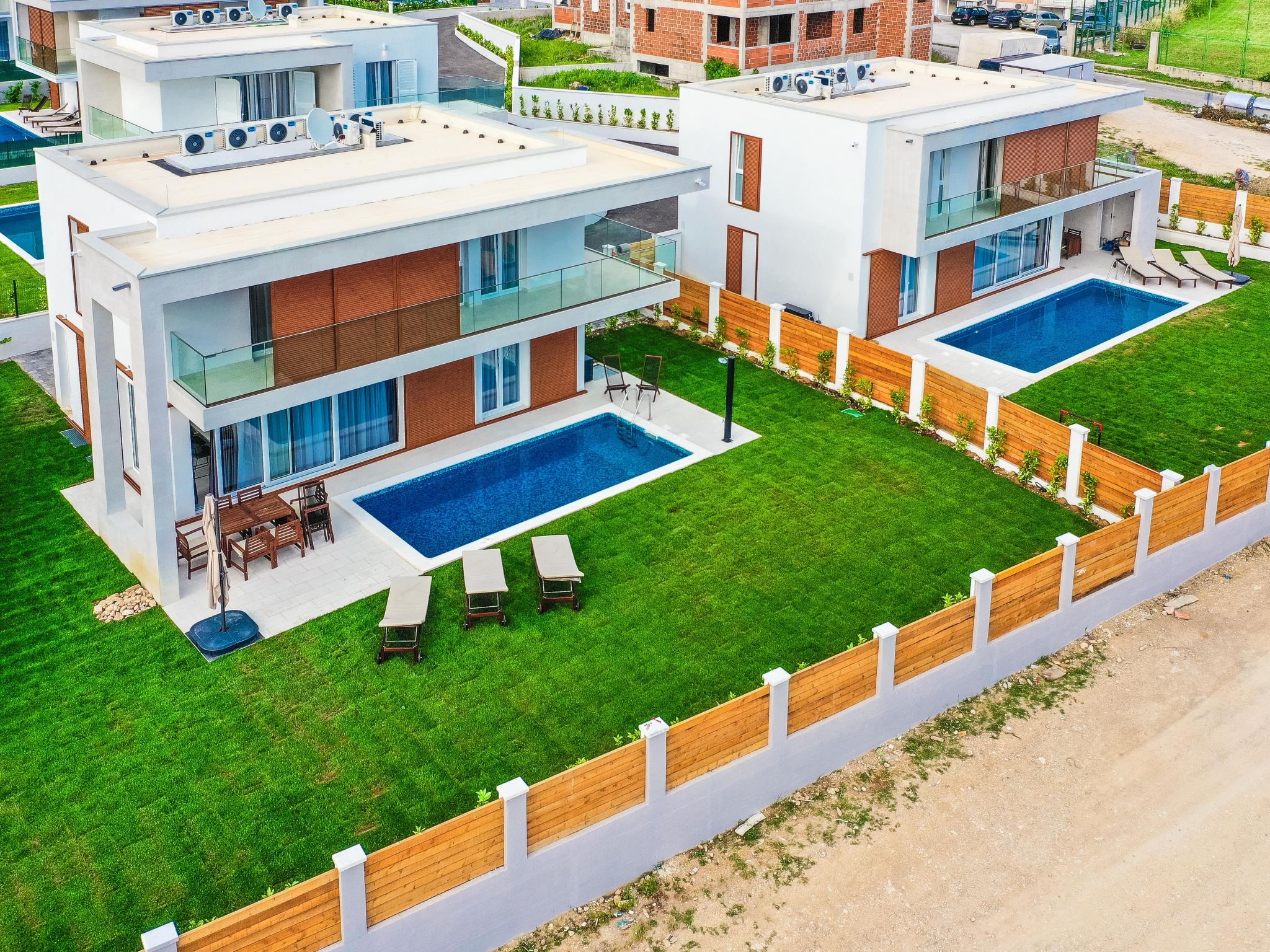 Modern eingerichtete Villa Ingrid mit beheiztem Pool