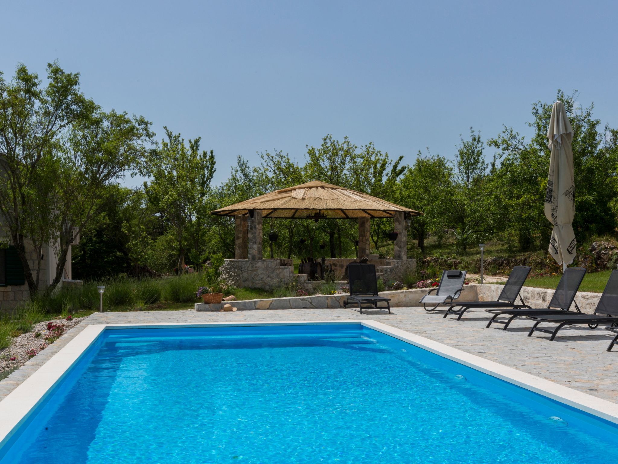 Historische Steinvilla Heaven für 11 Personen-Image-tags.info