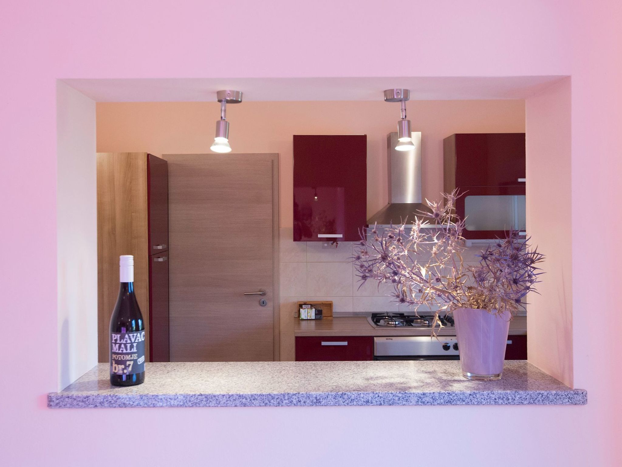 Villa "Sonnenblume" mit eigenem Garten und Grill-Drinnen