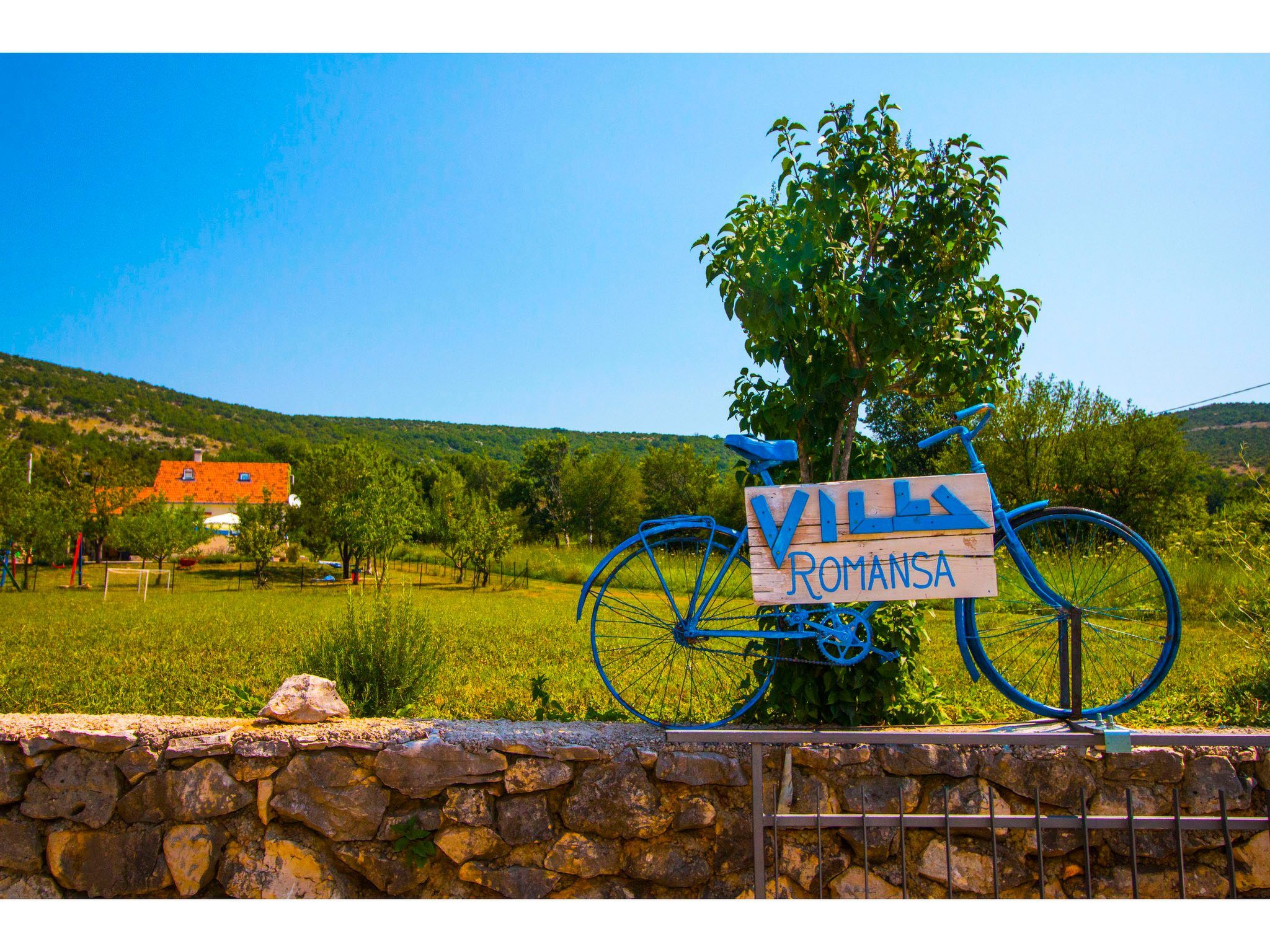 Romantisches Haus in Krušvar mit privatem Pool-Drinnen