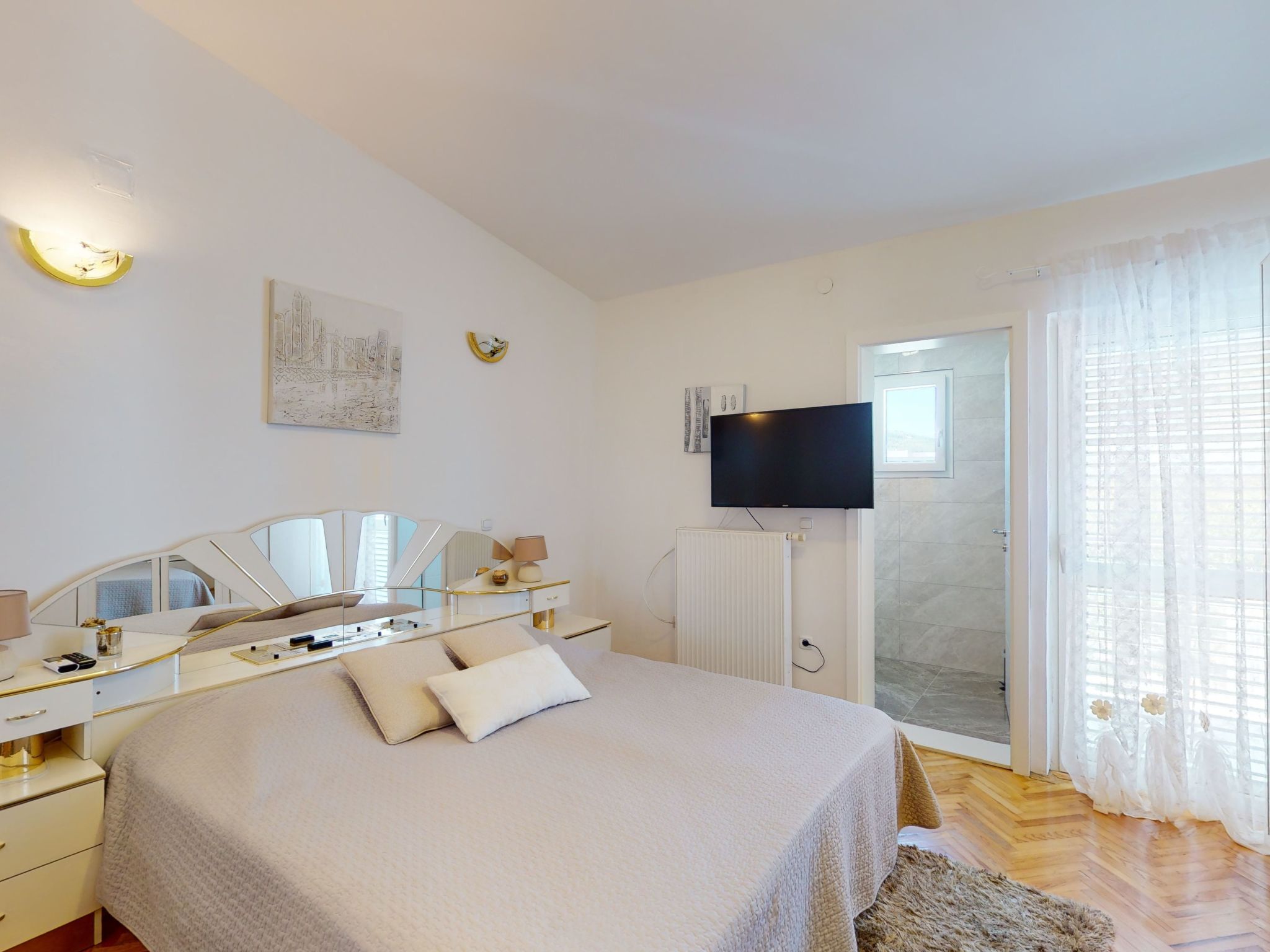 Villa Almas mit Schwimmbad, Fitnessraum, Tennisplatz-Drinnen