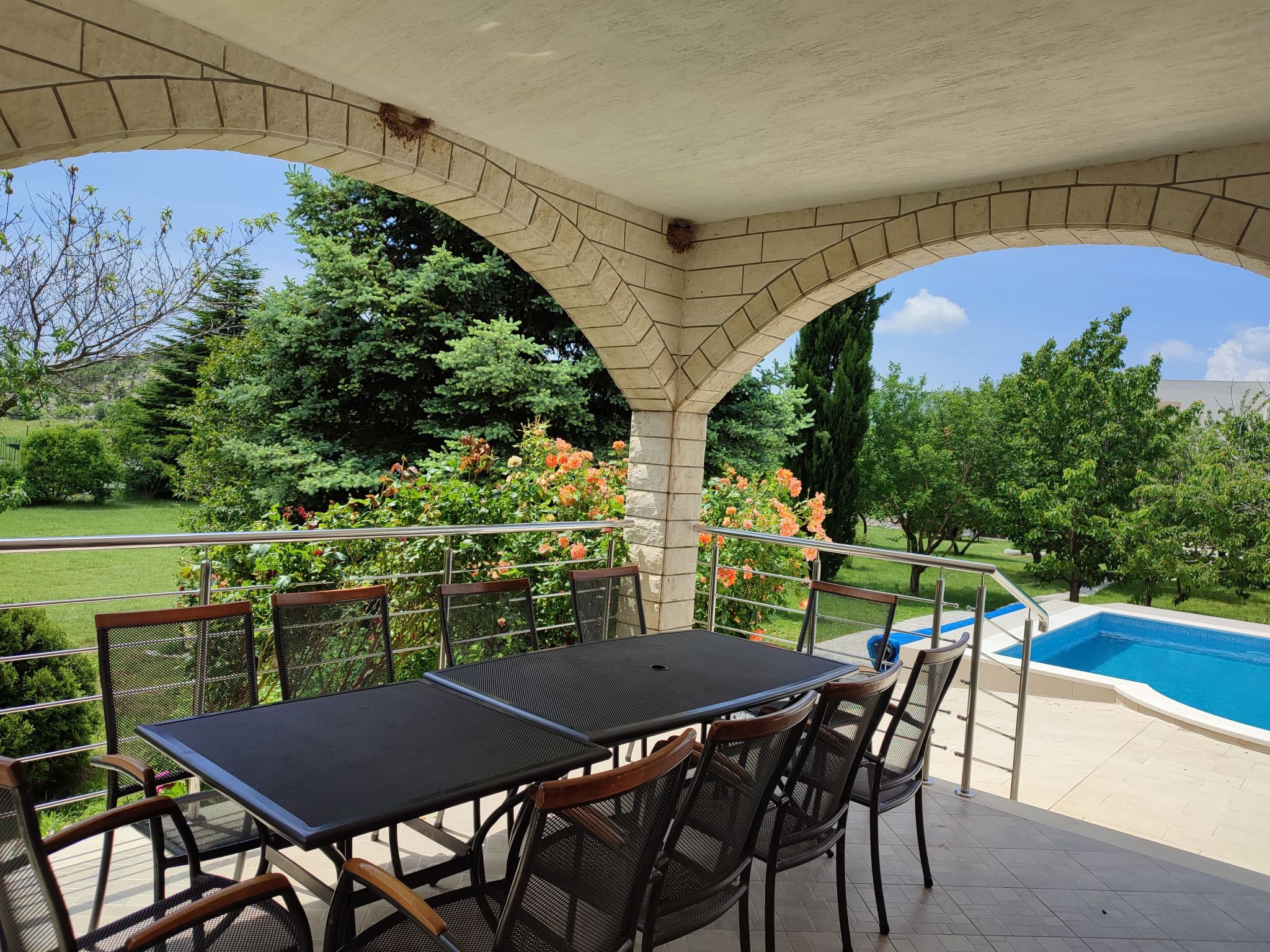 Villa Almas mit Schwimmbad, Fitnessraum, Tennisplatz-Drinnen