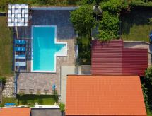 Authentiek Dalmatisch landhuis met privézwembad nabij golfbaan Otok - thumbnail 1