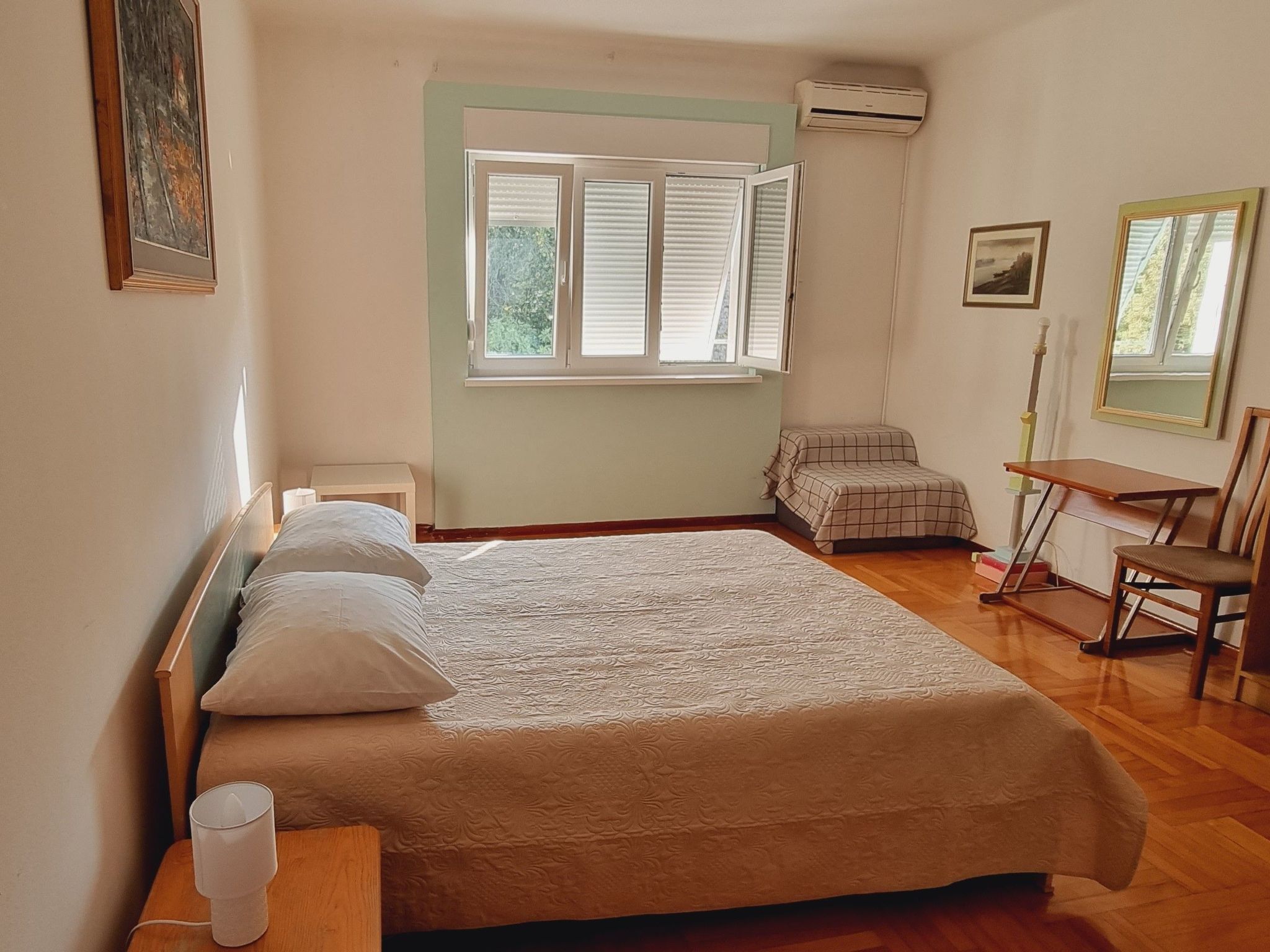 Apartment O.K.-Inside