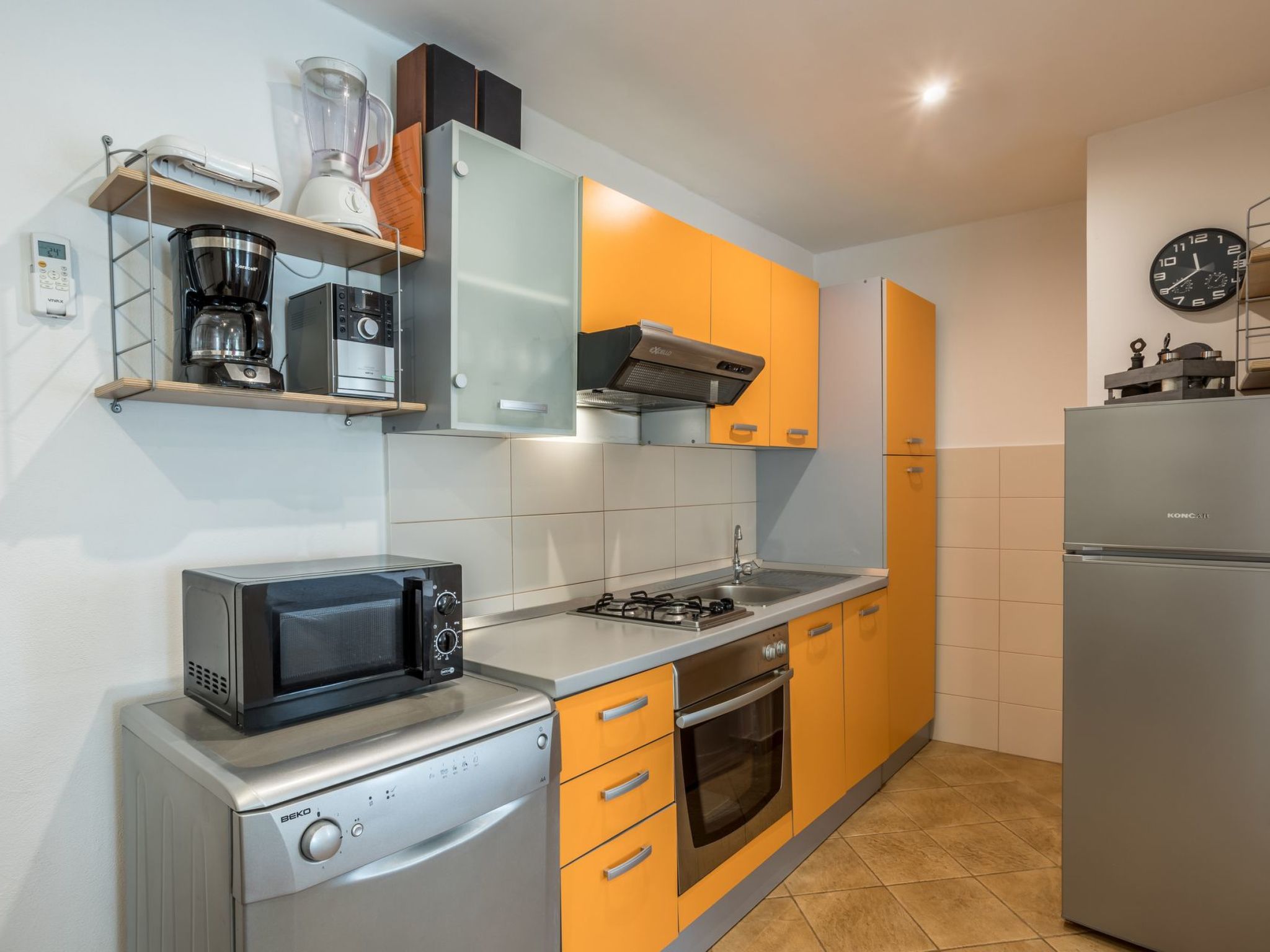 Komplex Oliva mit Pool und großem Garten-Drinnen