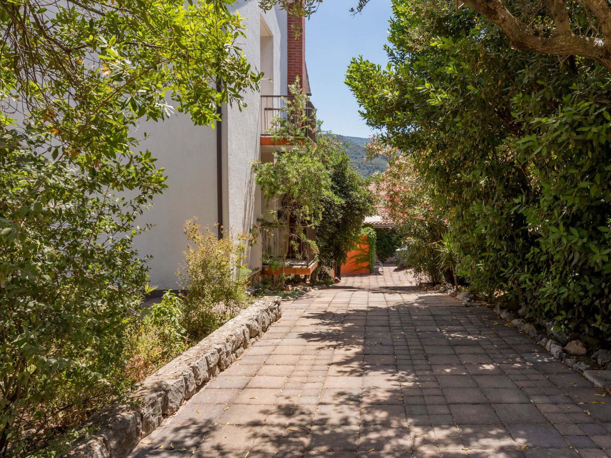 Komplex Oliva mit Pool und großem Garten-Drinnen