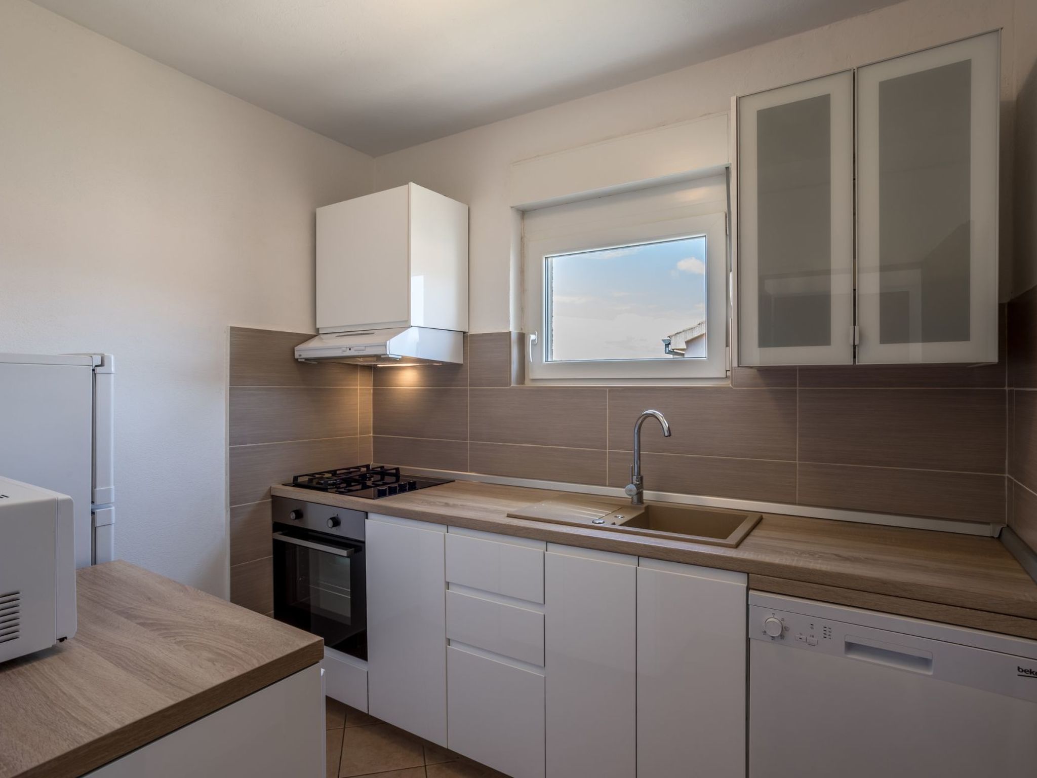 Komplex Oliva mit Pool und großem Garten-Drinnen