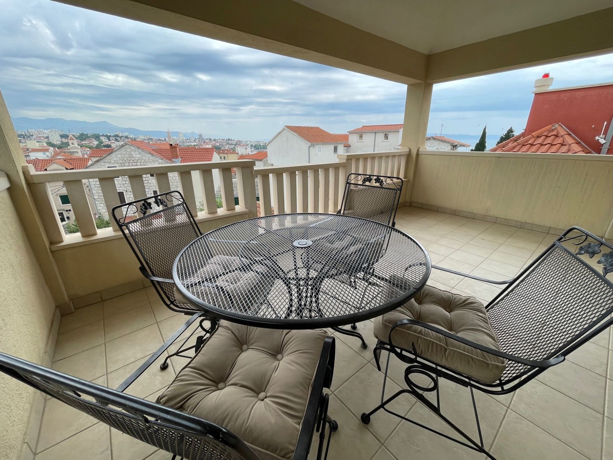 Villa Anna Varos-Image-tags.info