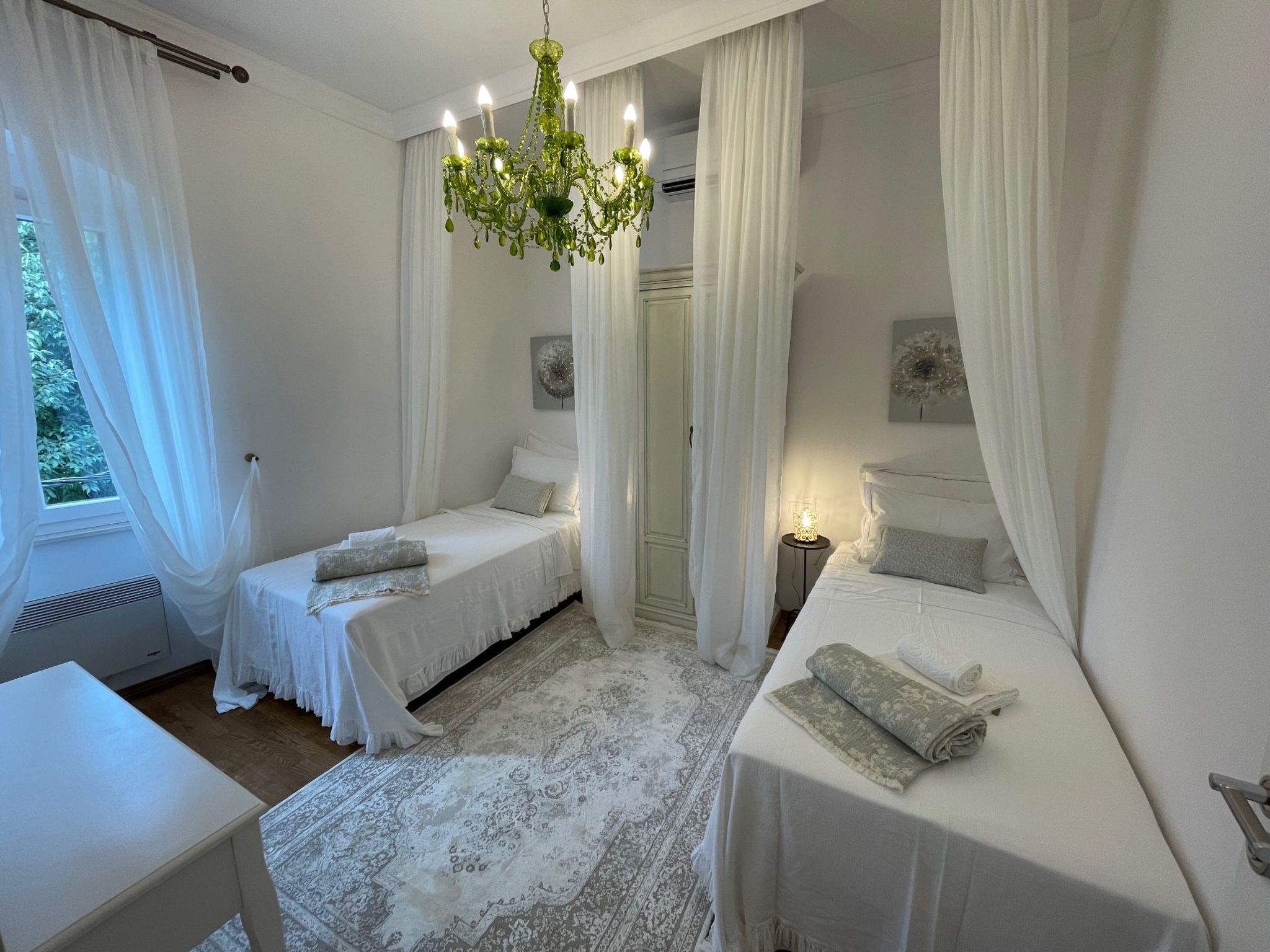 Villa Anna Varos-Image-tags.info