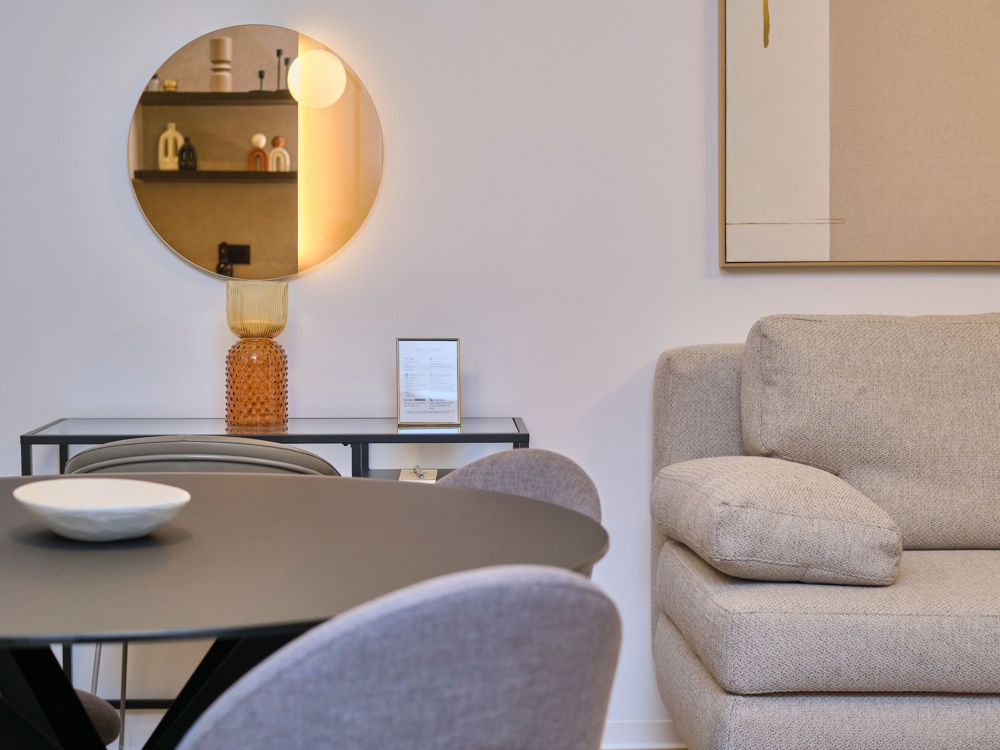 "Splitful Apartment"-Dedans