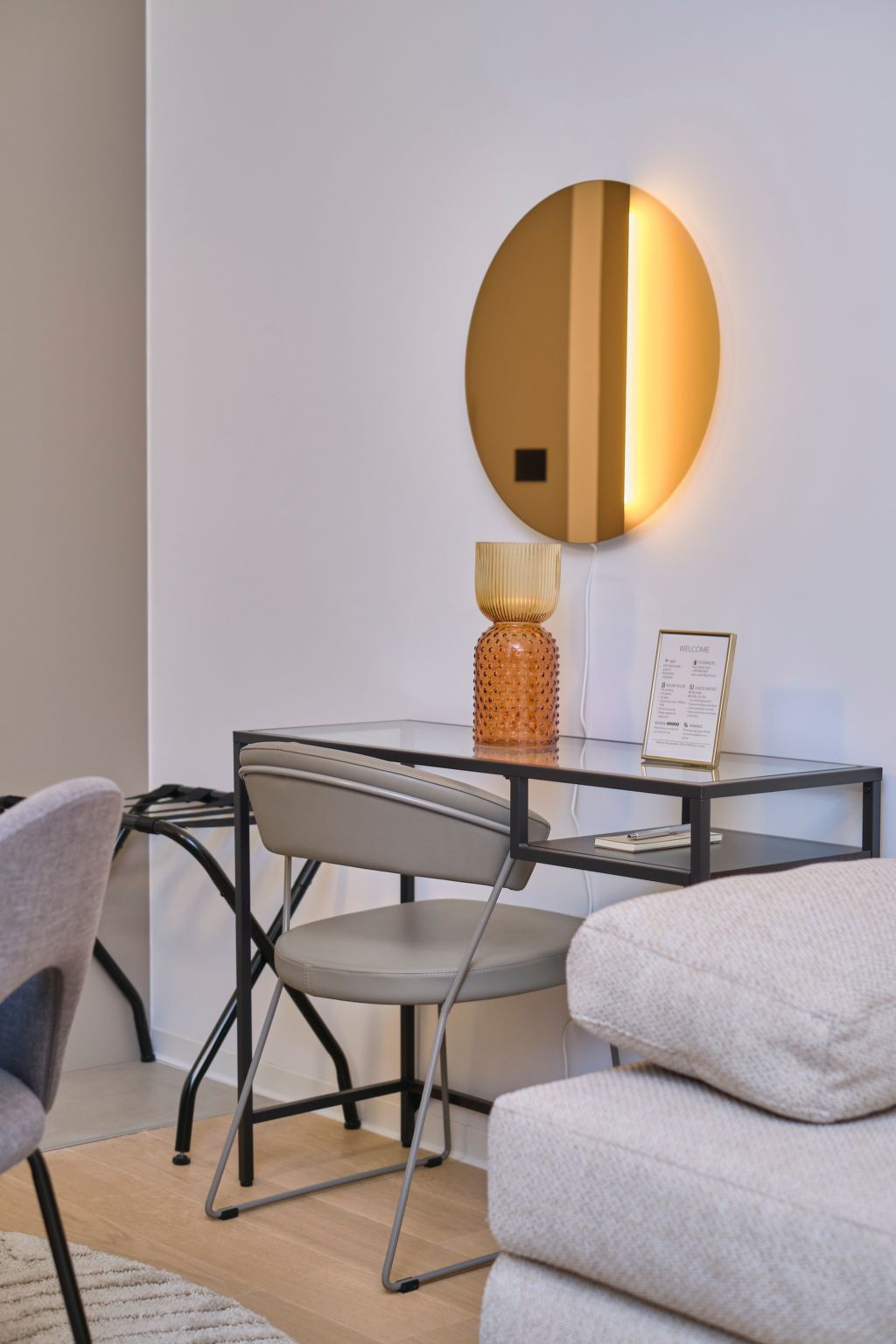 "Splitful Apartment"-Dedans