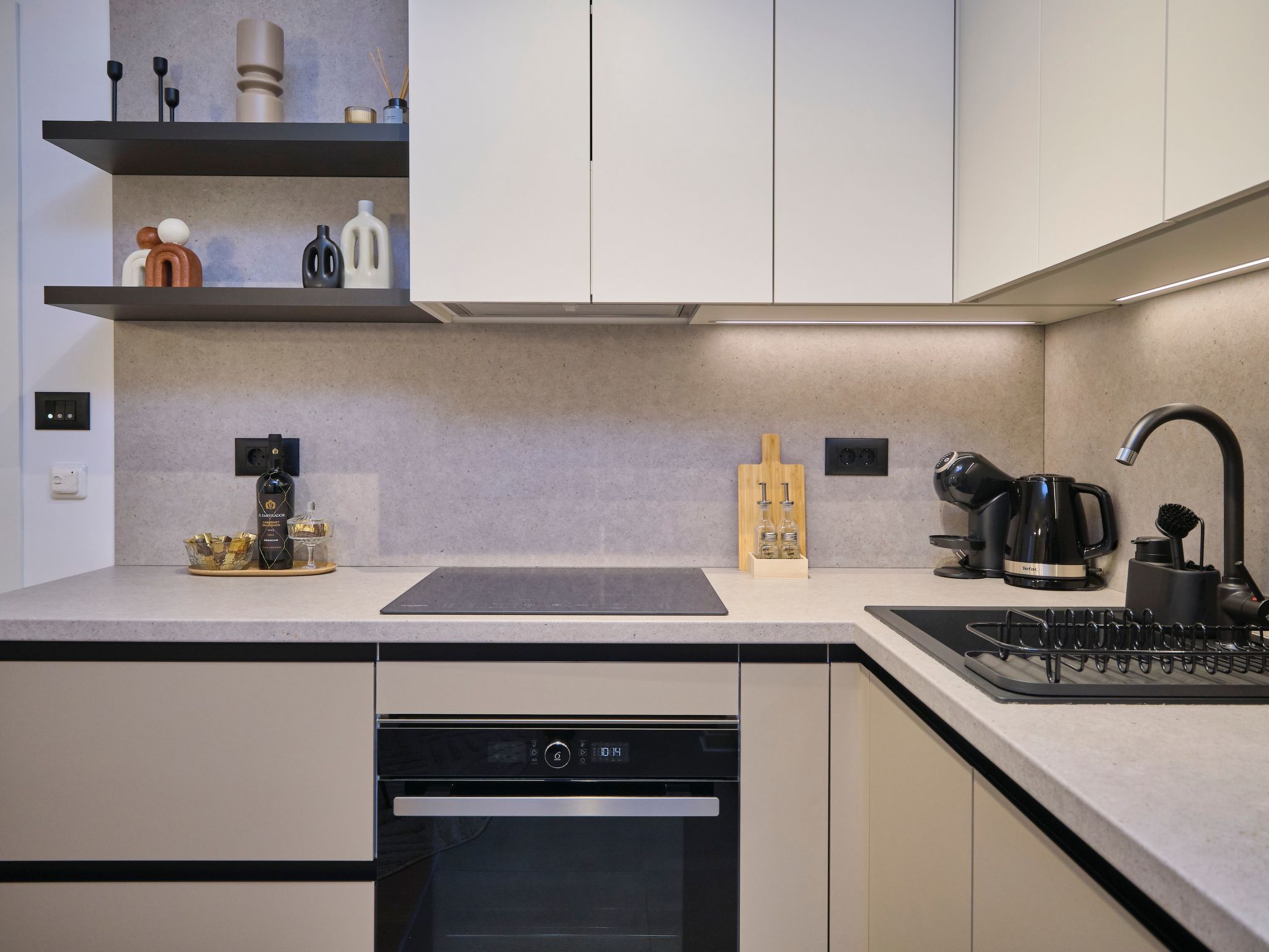 "Splitful Apartment"-Dedans