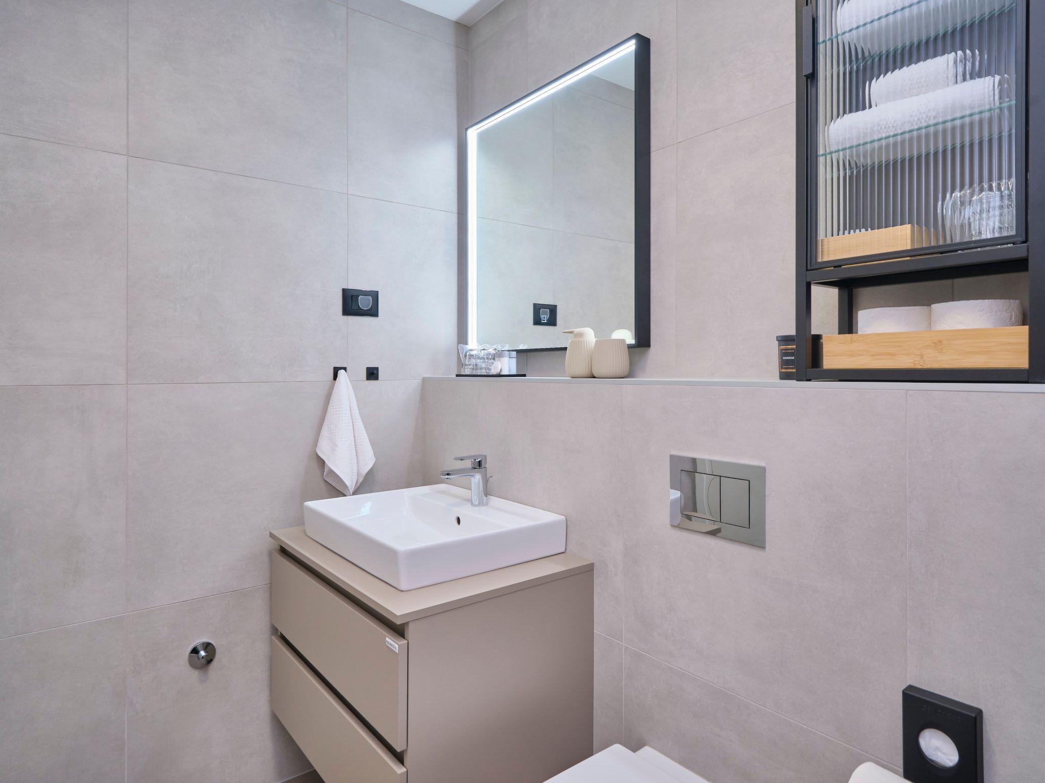 "Splitful Apartment"-Dedans