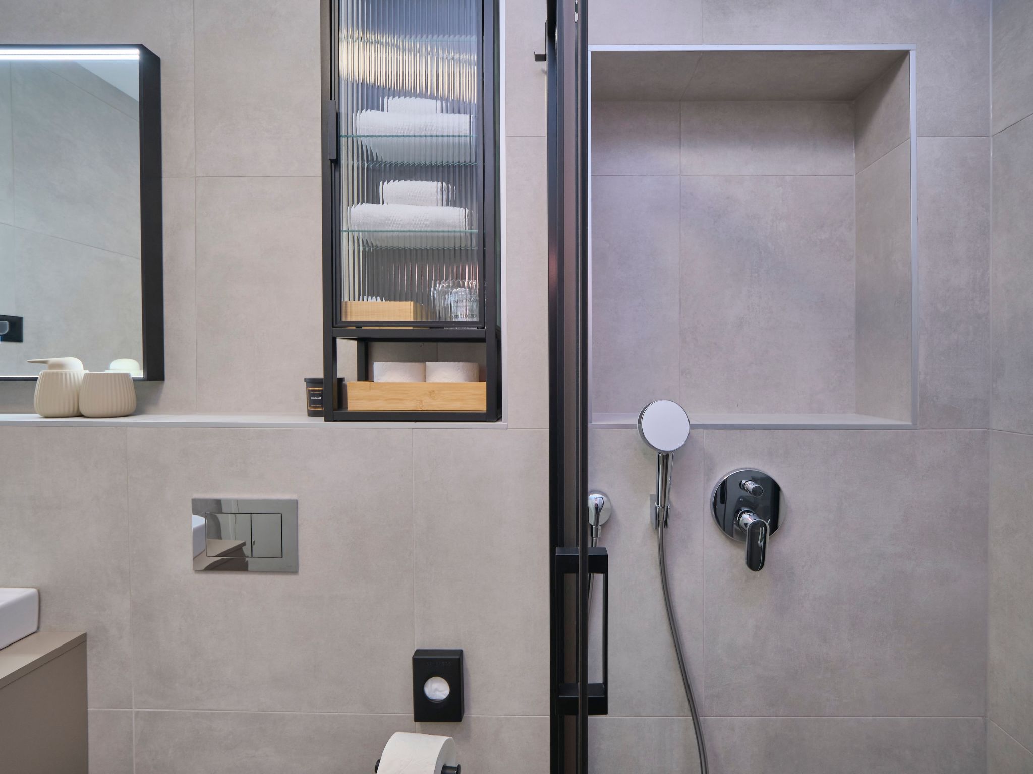 "Splitful Apartment"-Dedans