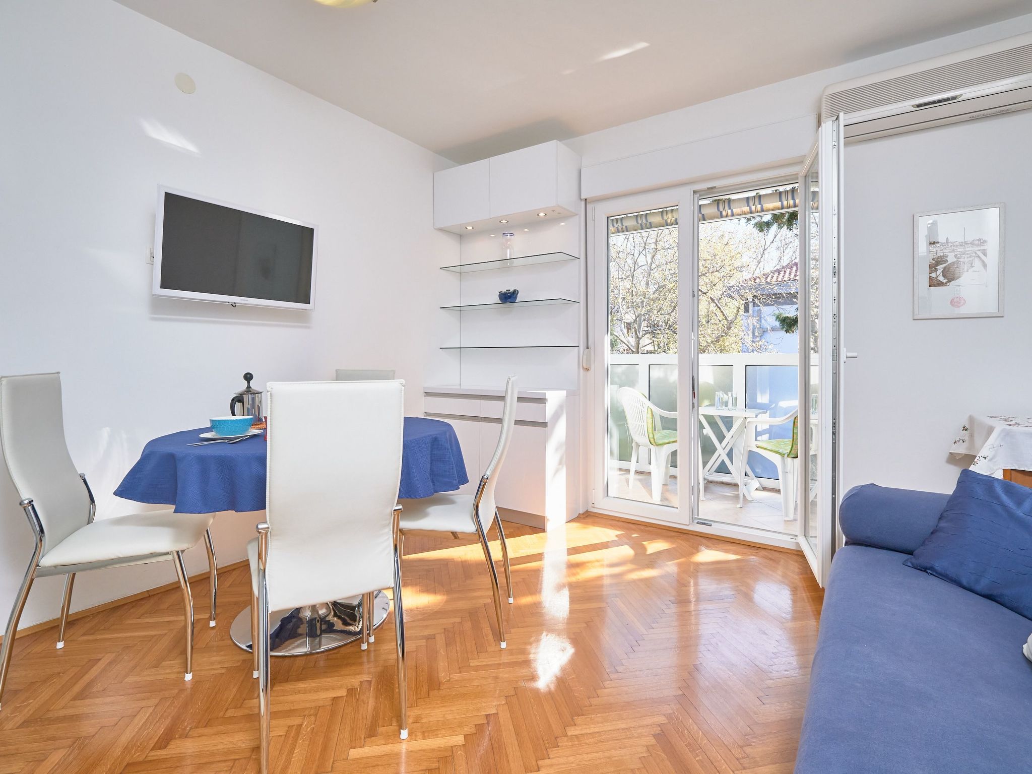 Andrea mit Stadtblick